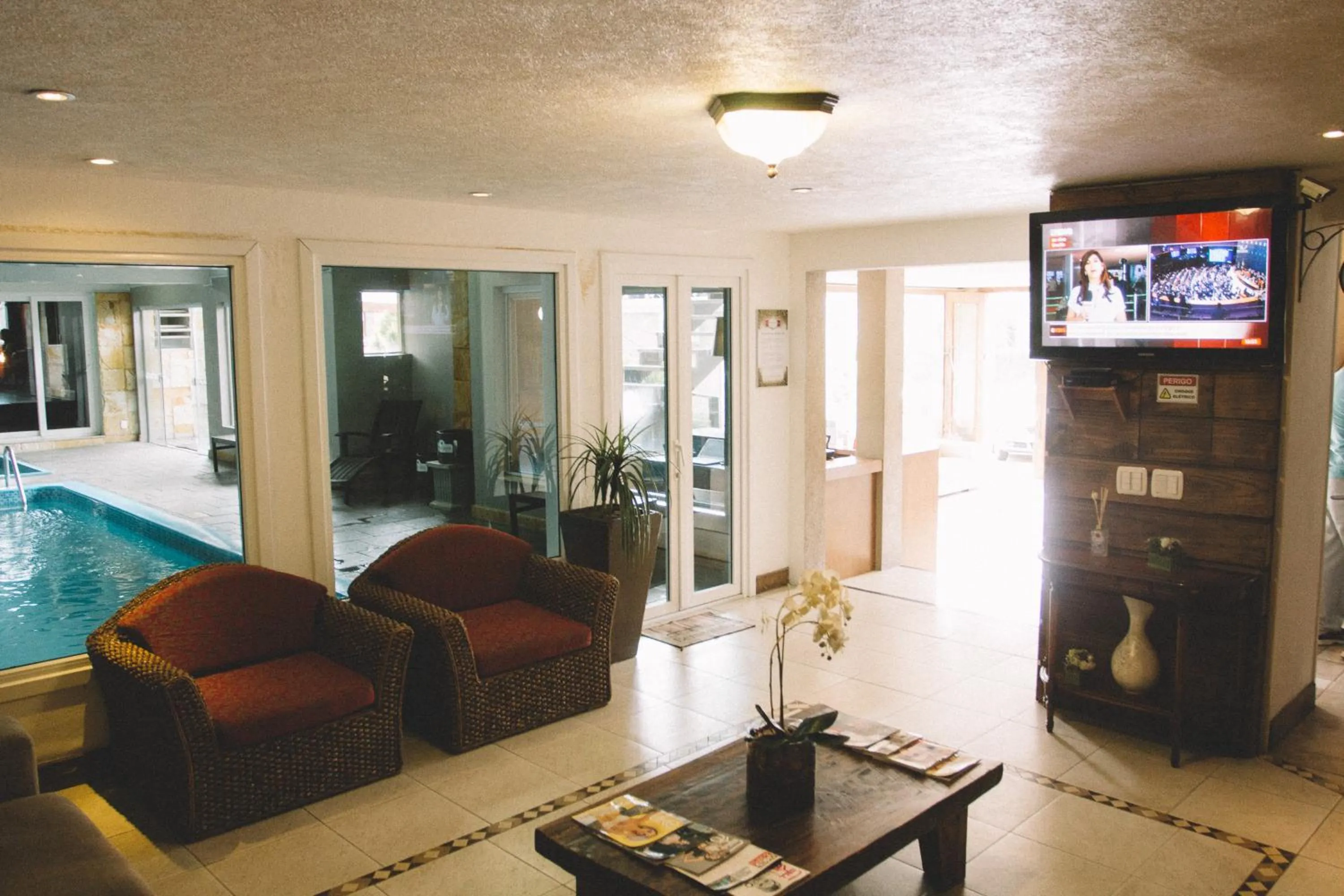 Communal lounge/ TV room in Sky Centro Hotel & SPA