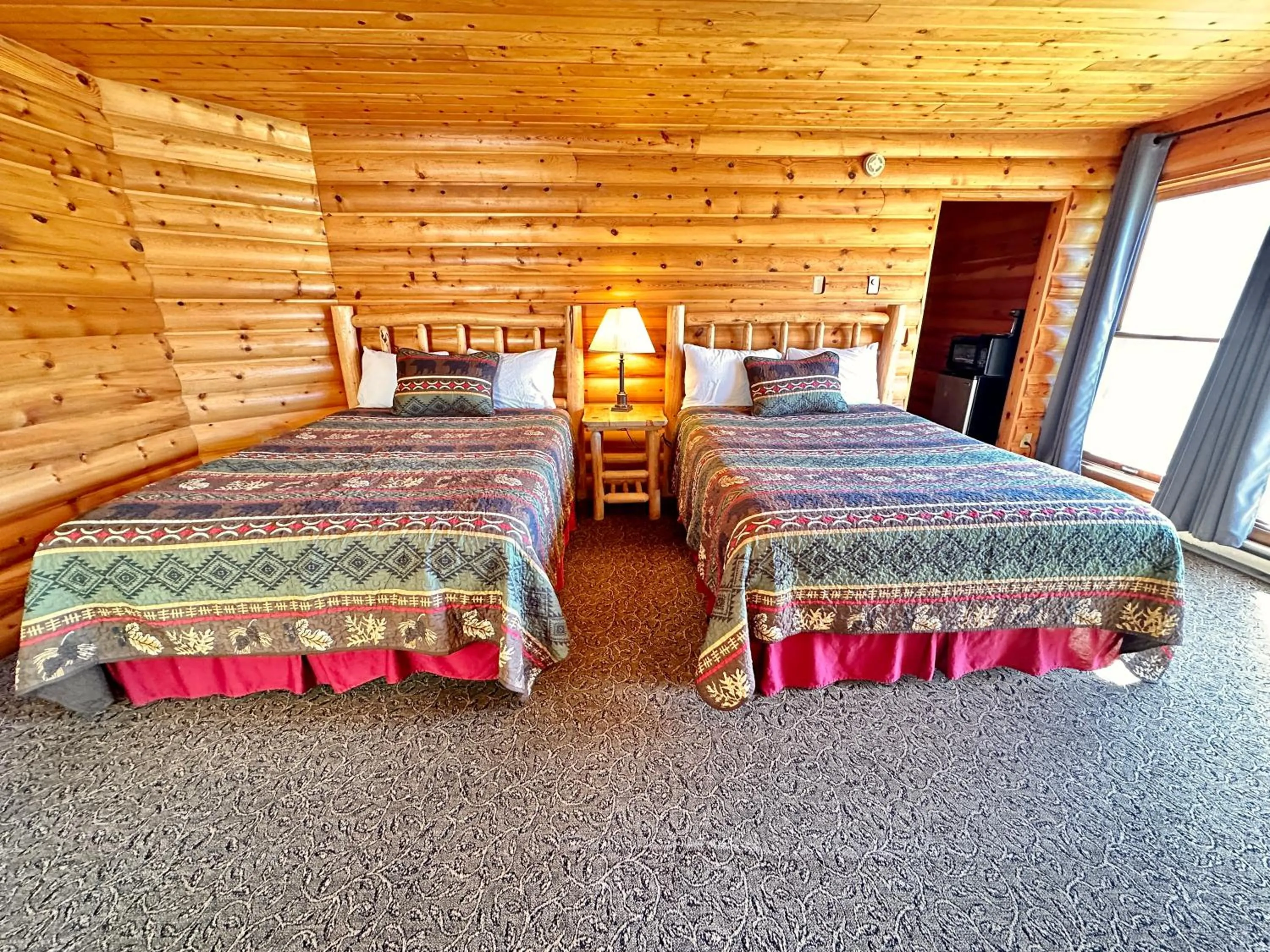 Bedroom, Bed in The Lodge at Lolo Hot Springs