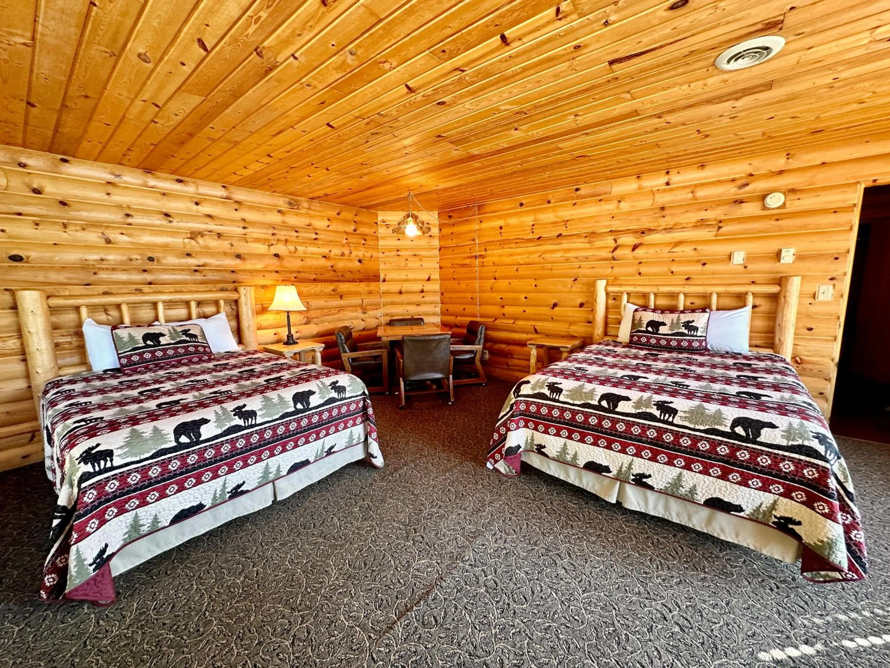 Bedroom, Bed in The Lodge at Lolo Hot Springs