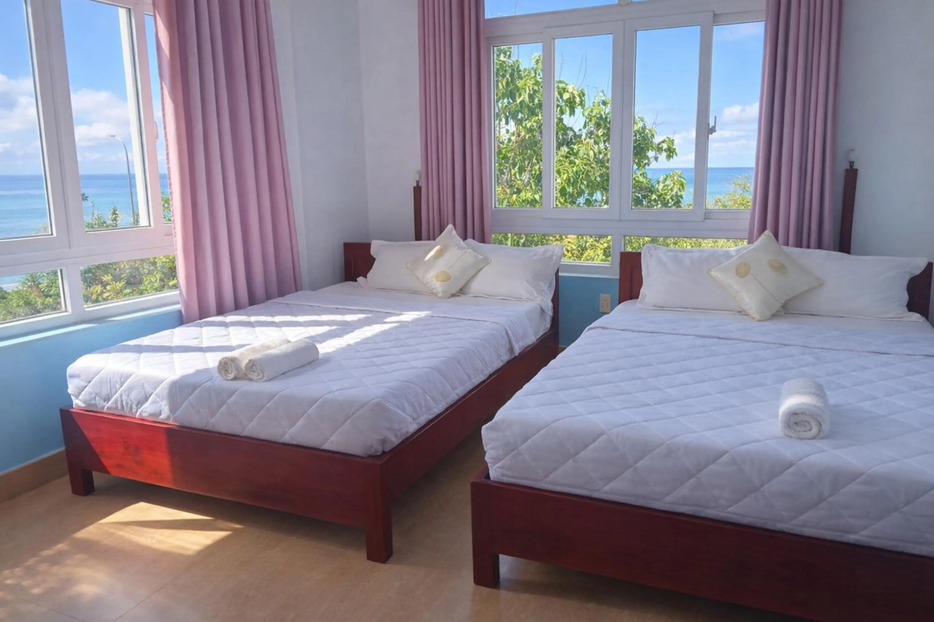 Photo of the whole room, Bed in Thanh Tran Guesthouse Lý Sơn