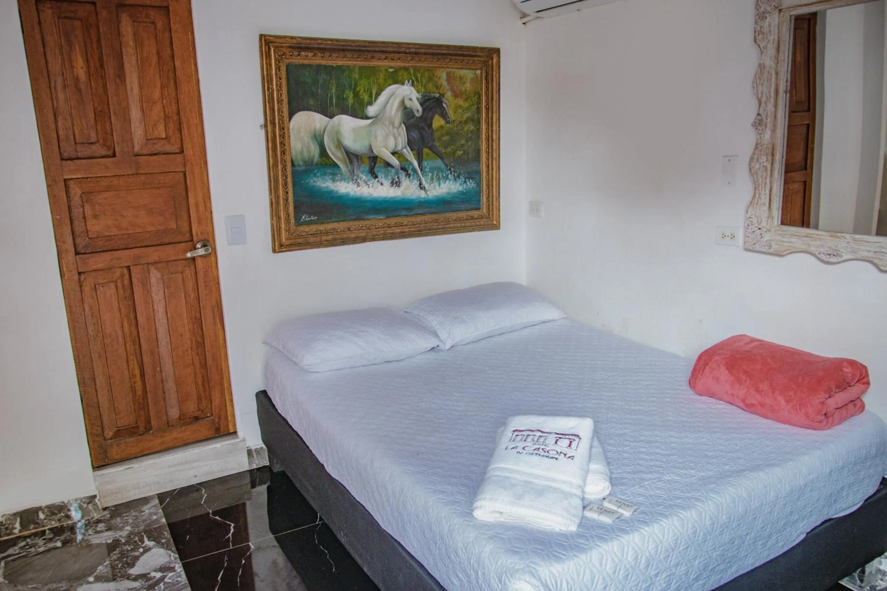 Bed in Hotel La Casona de Getsemani