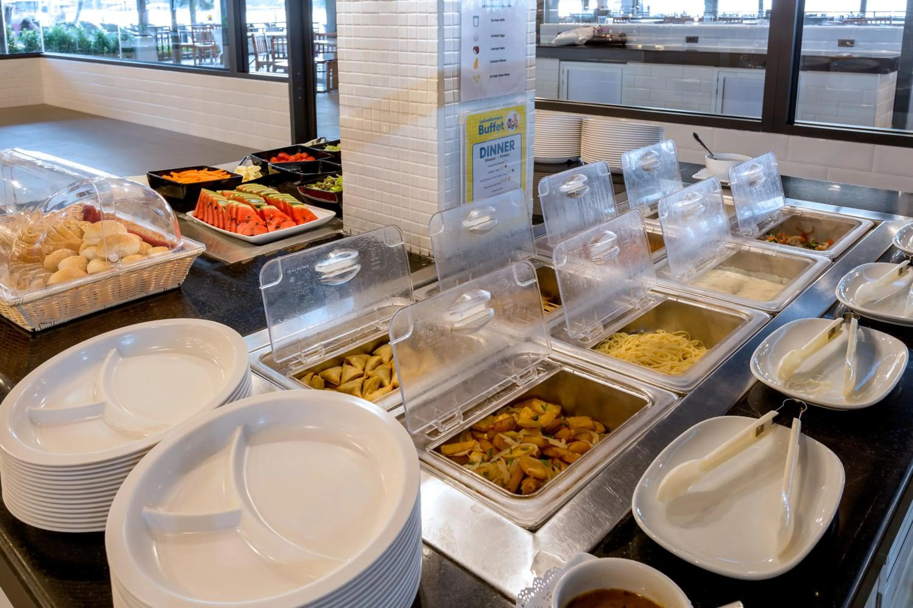 Restaurant/places to eat in Sunwing Bangtao Beach