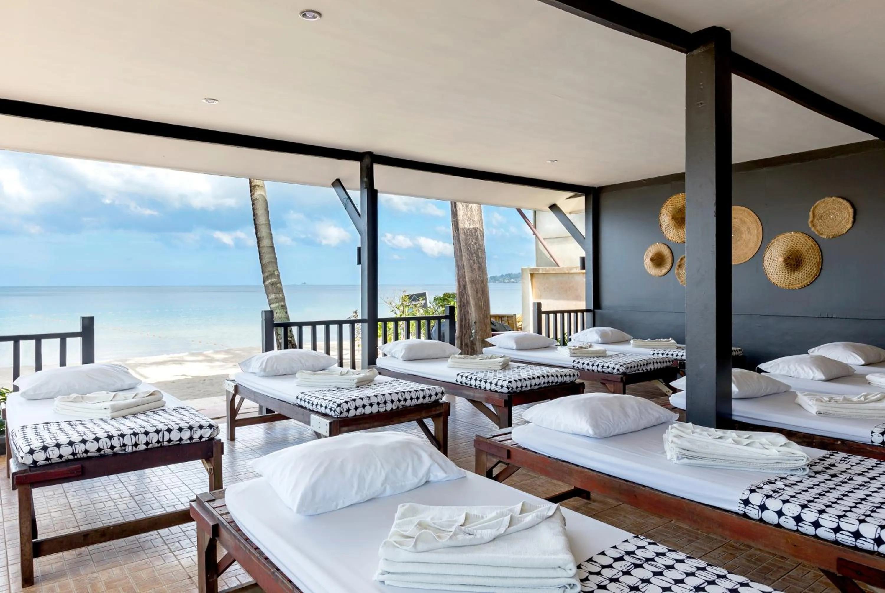 Activities, Bed in Sunwing Bangtao Beach