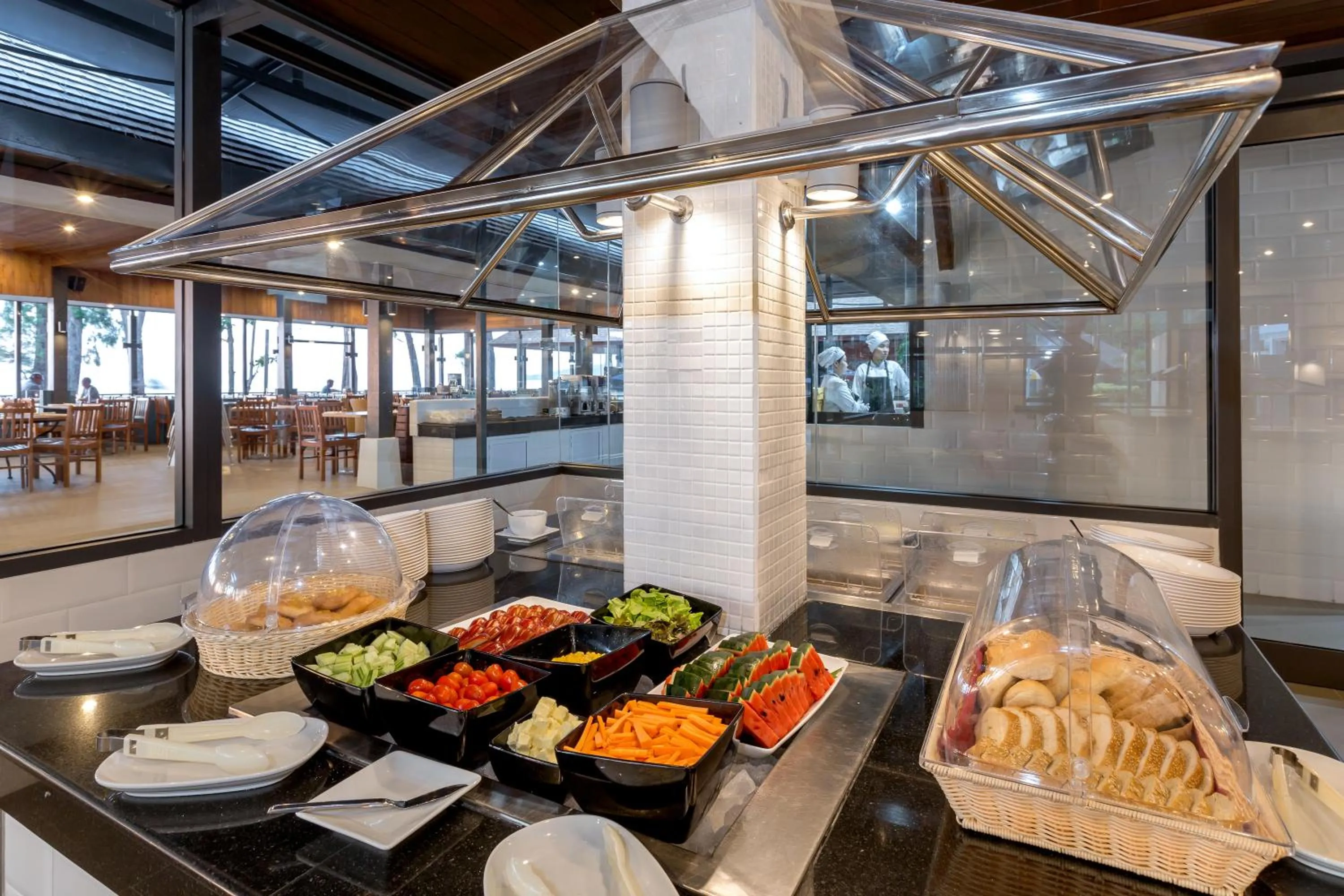 Restaurant/places to eat in Sunwing Bangtao Beach