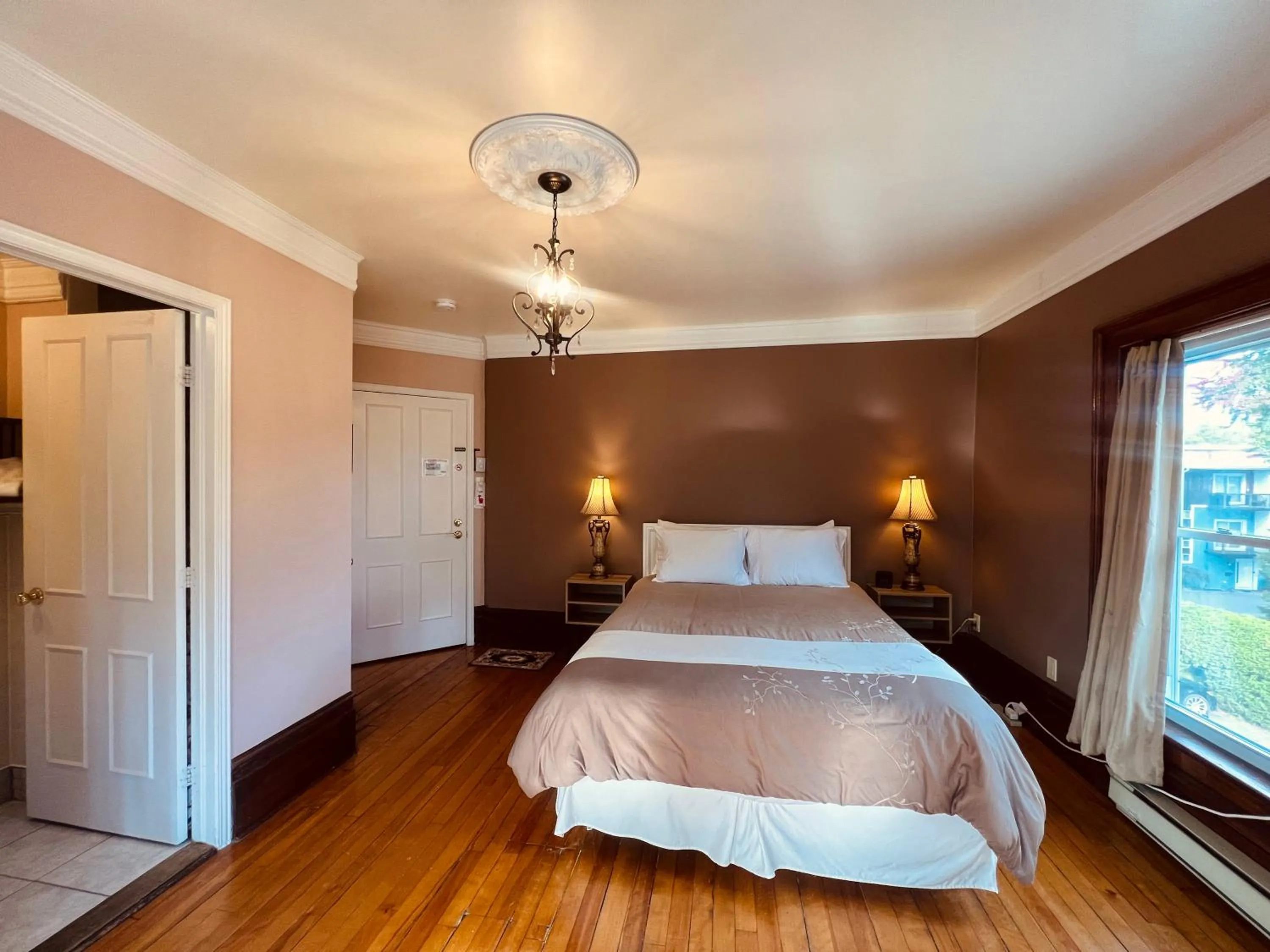 Bed in Le Chateau du Lac