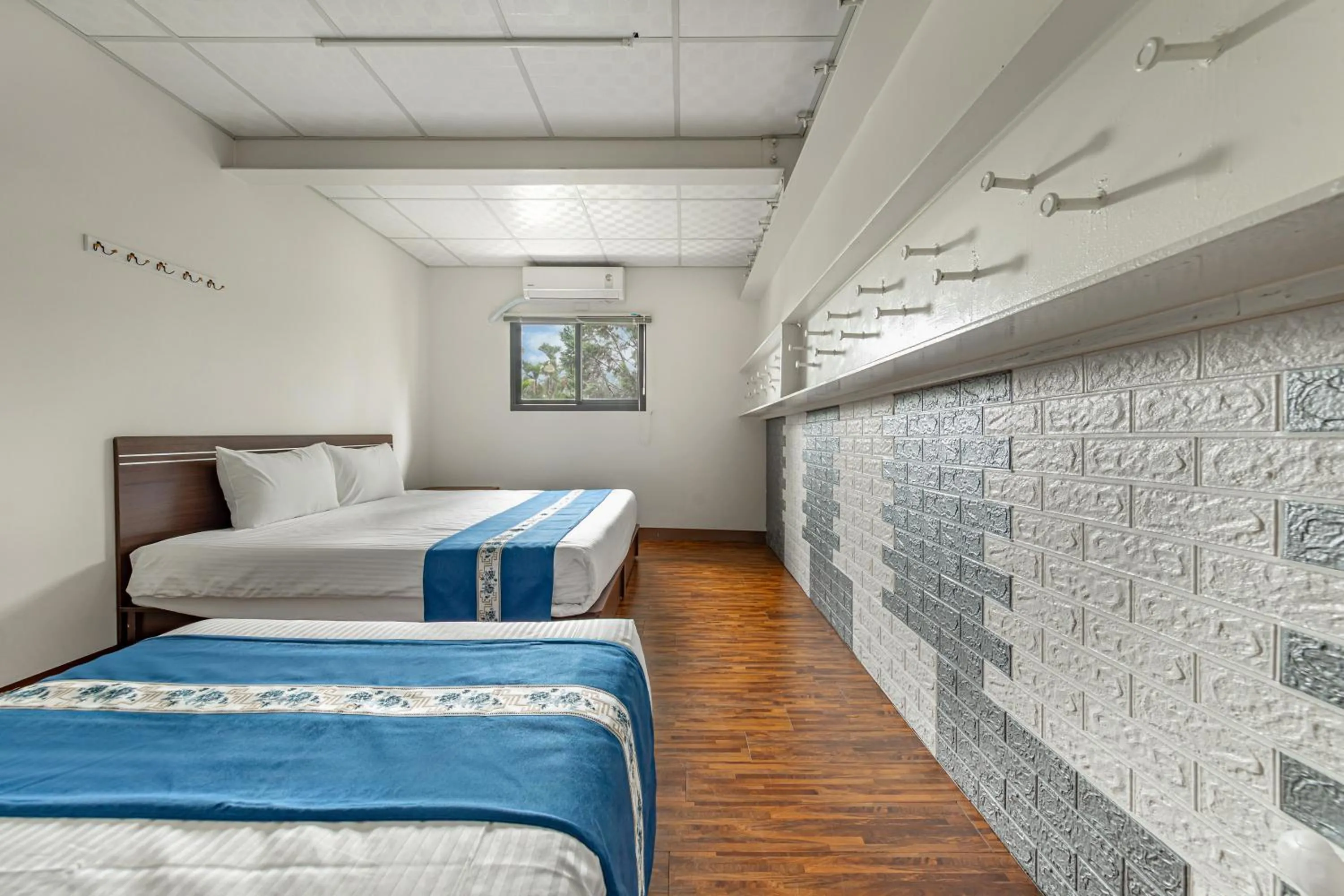 Bed in Sun Moon Lake Jinlongshan BnB
