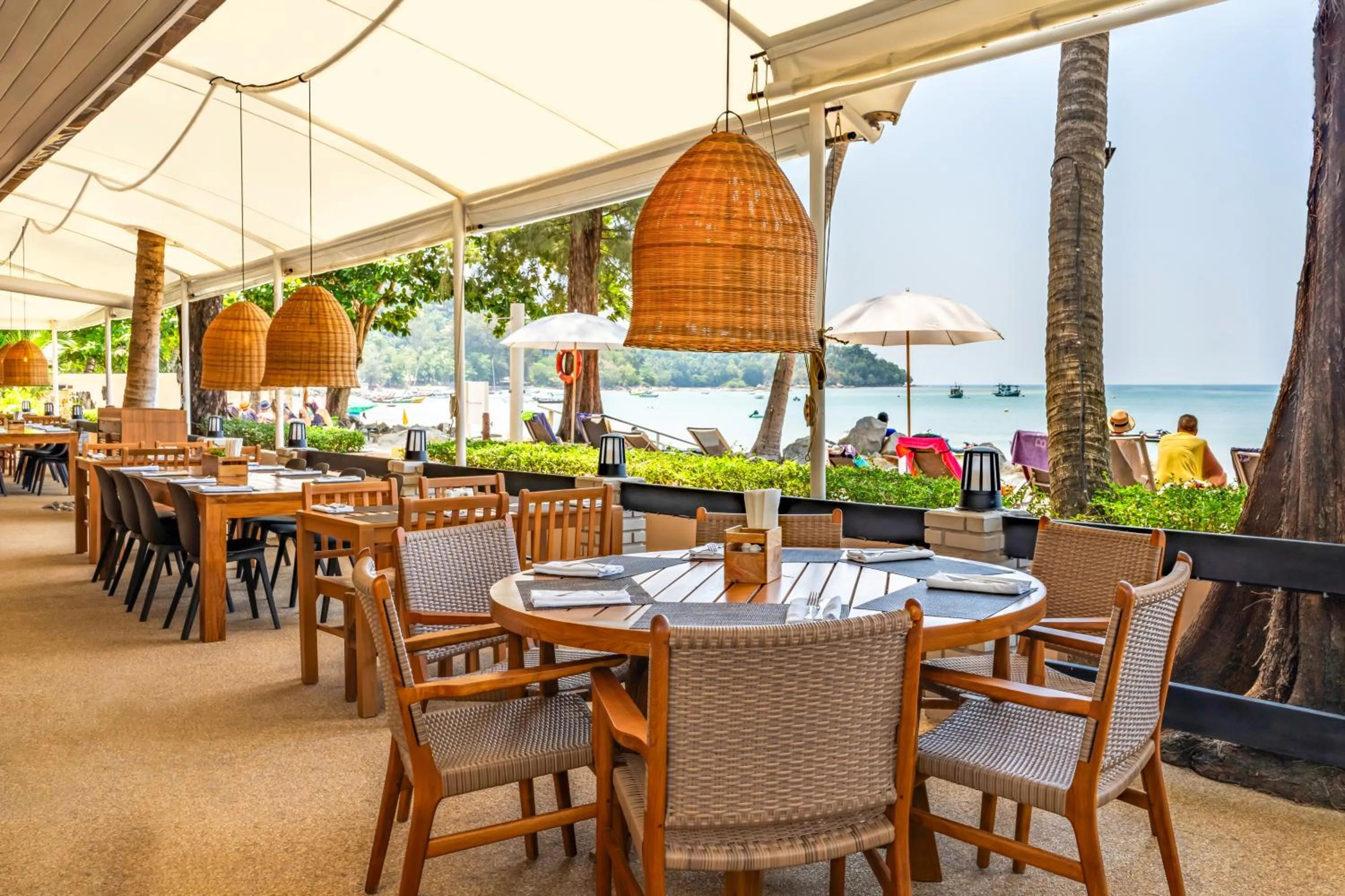Restaurant/places to eat in Best Western Premier Bangtao Beach Resort & Spa