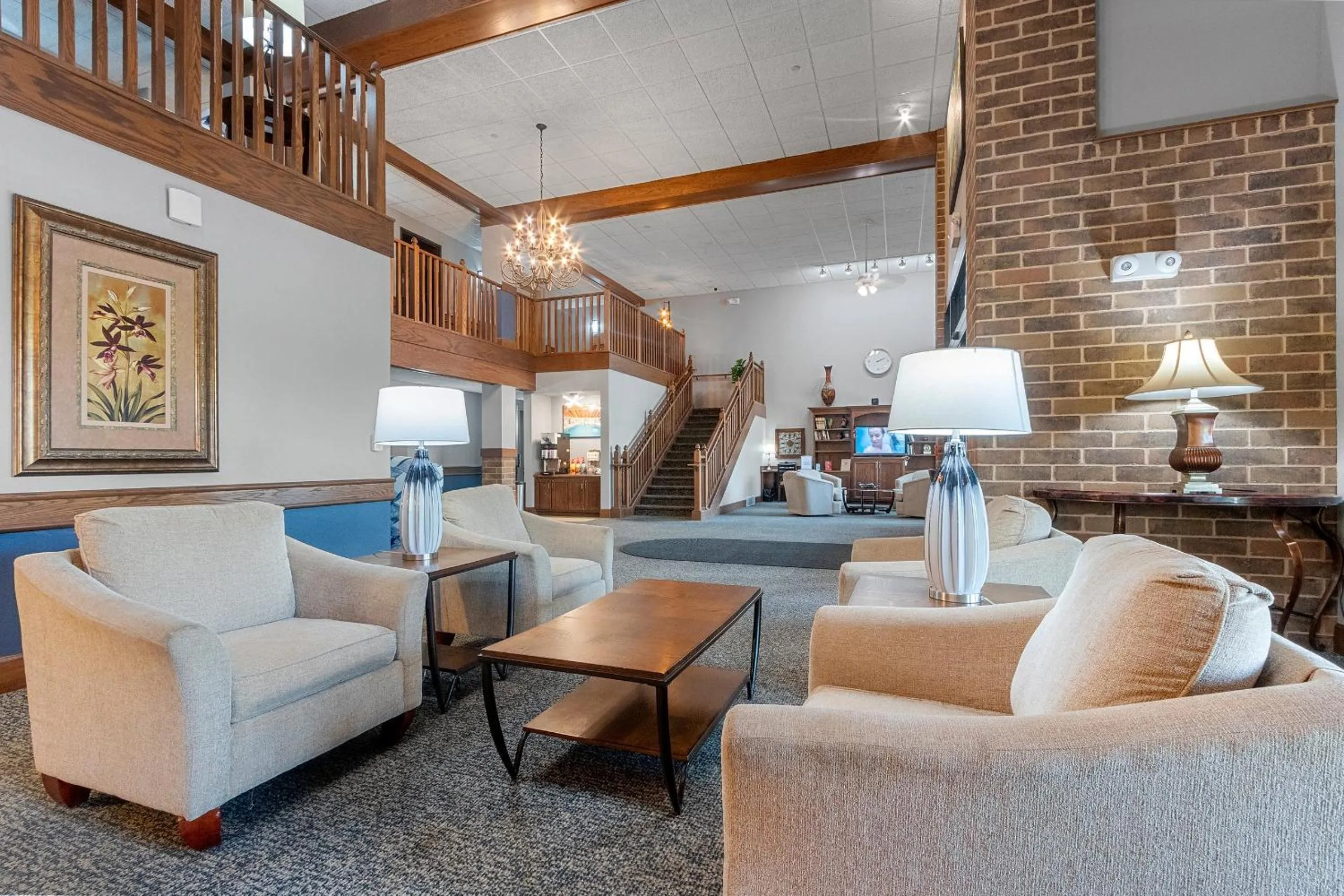 Lobby or reception in AmericInn by Wyndham Green Bay East