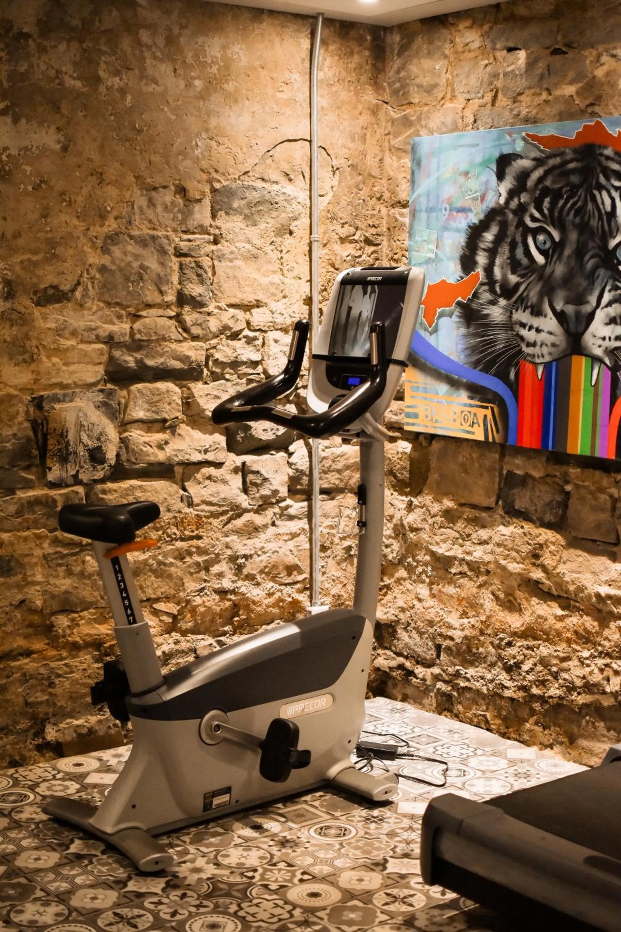 Fitness centre/facilities in Hôtel Manoir Vieux-Québec