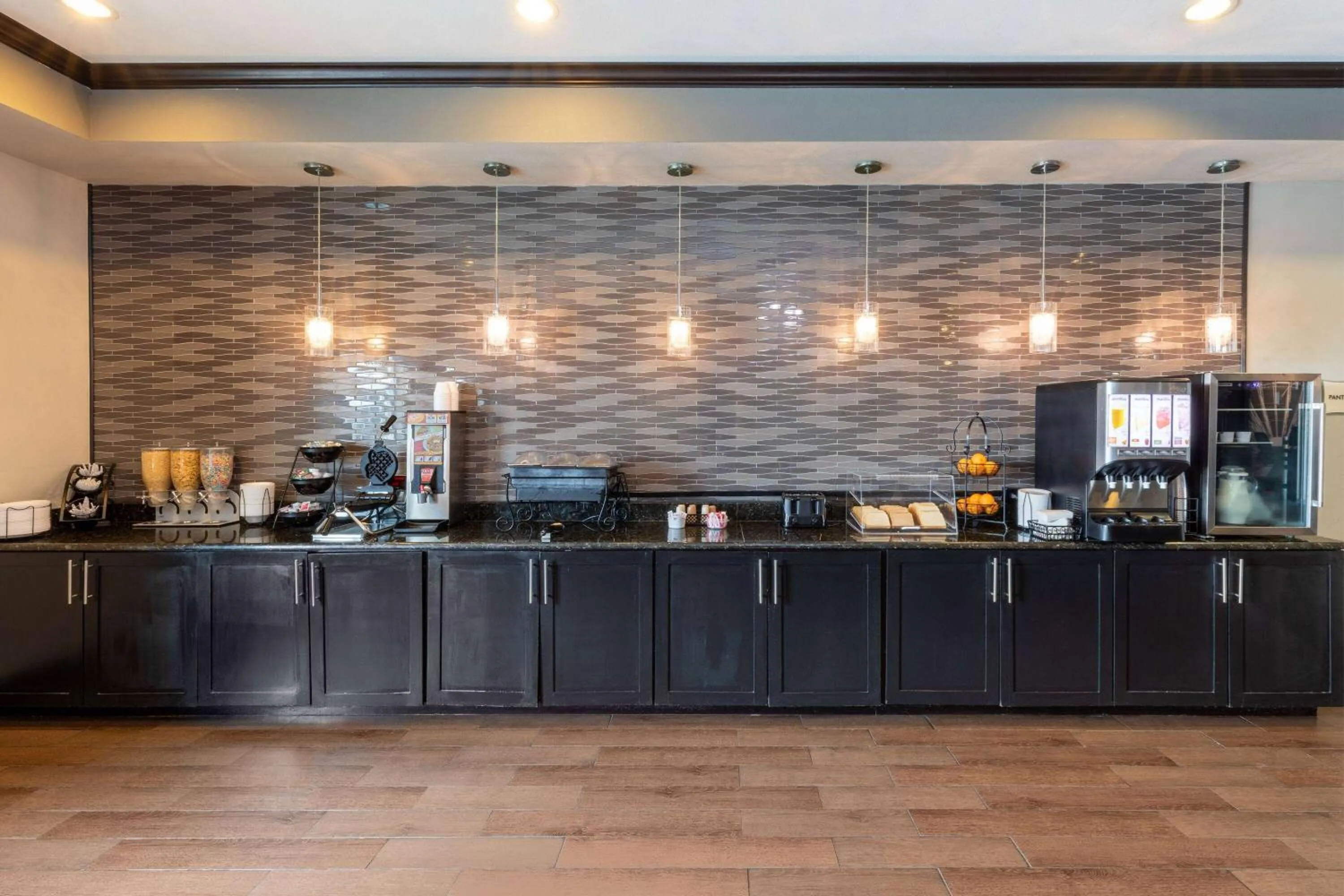 Restaurant/places to eat in La Quinta by Wyndham Fort Worth - Lake Worth