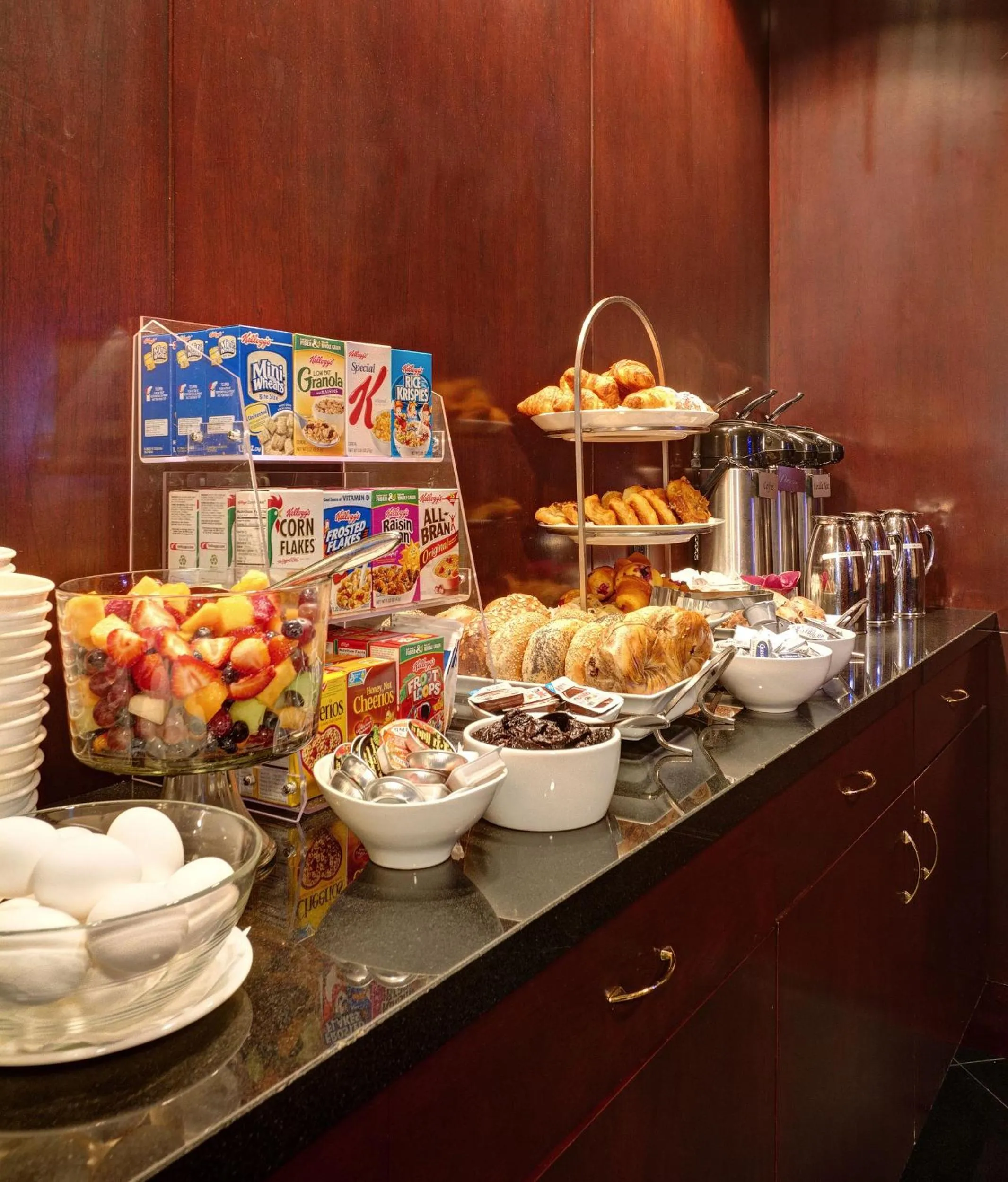 Breakfast in La Quinta by Wyndham Fort Worth - Lake Worth
