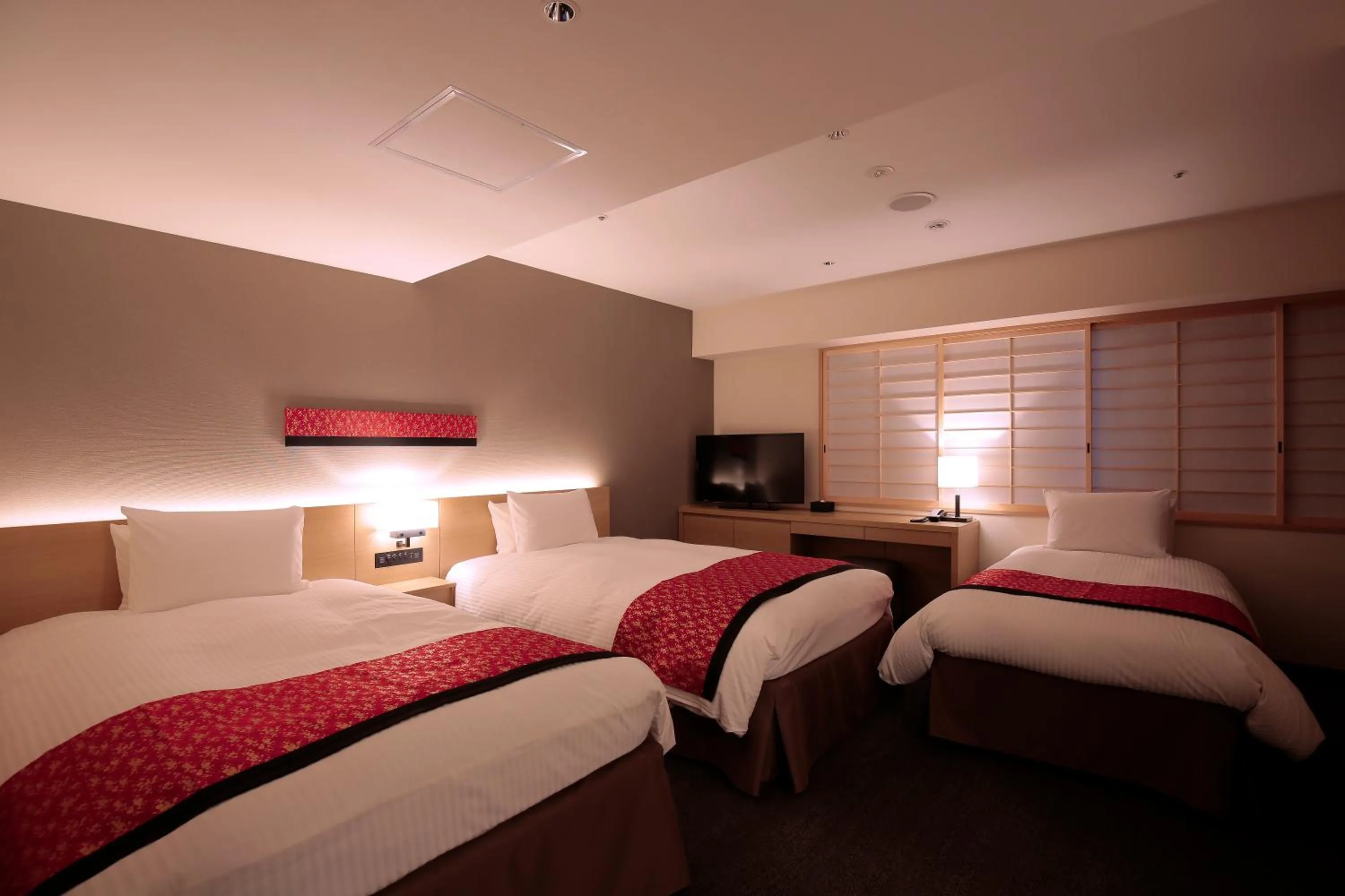 Photo of the whole room, Bed in Hotel Intergate Kyoto Shijo Shinmachi