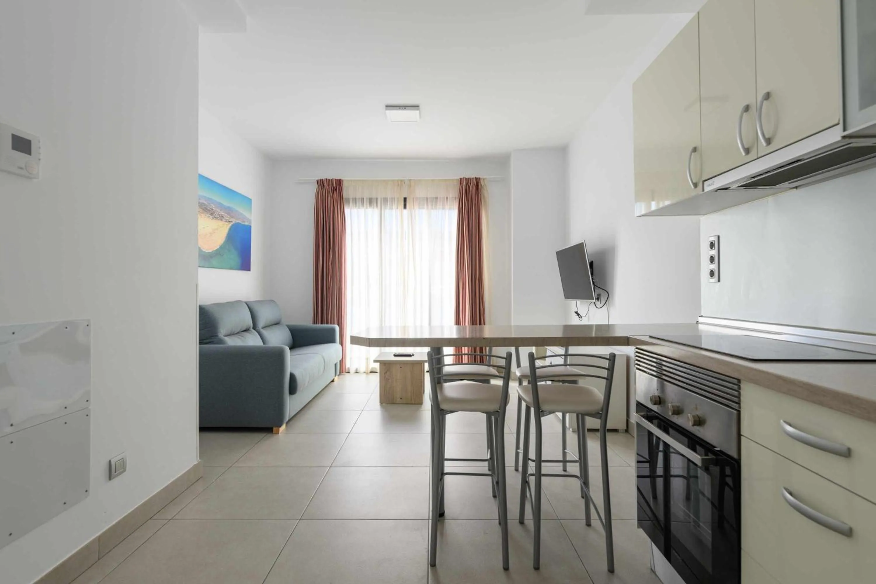 Kitchen or kitchenette in Canteras Suites