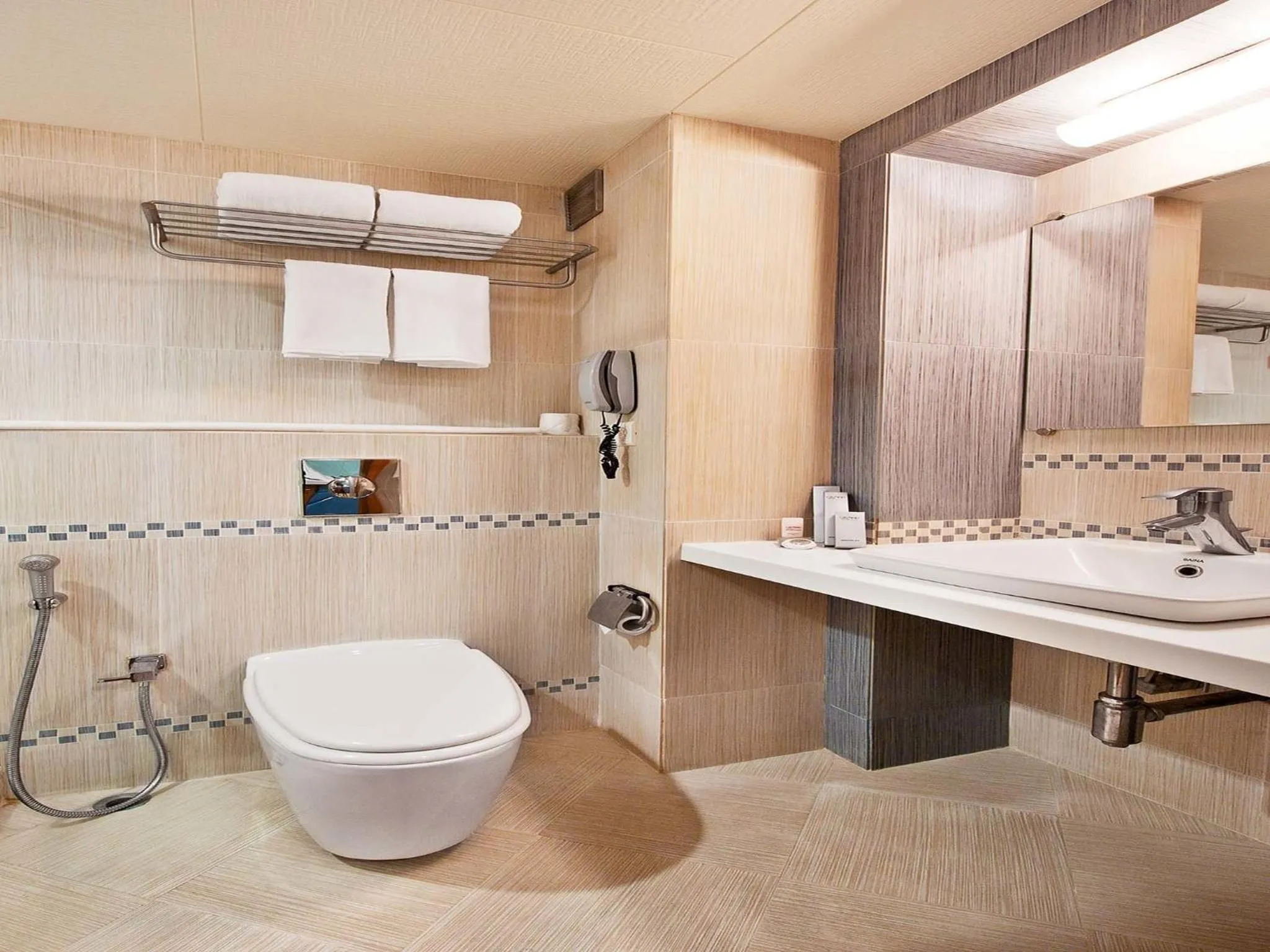 Bathroom in Grand Residency Hotel & Serviced Apartments