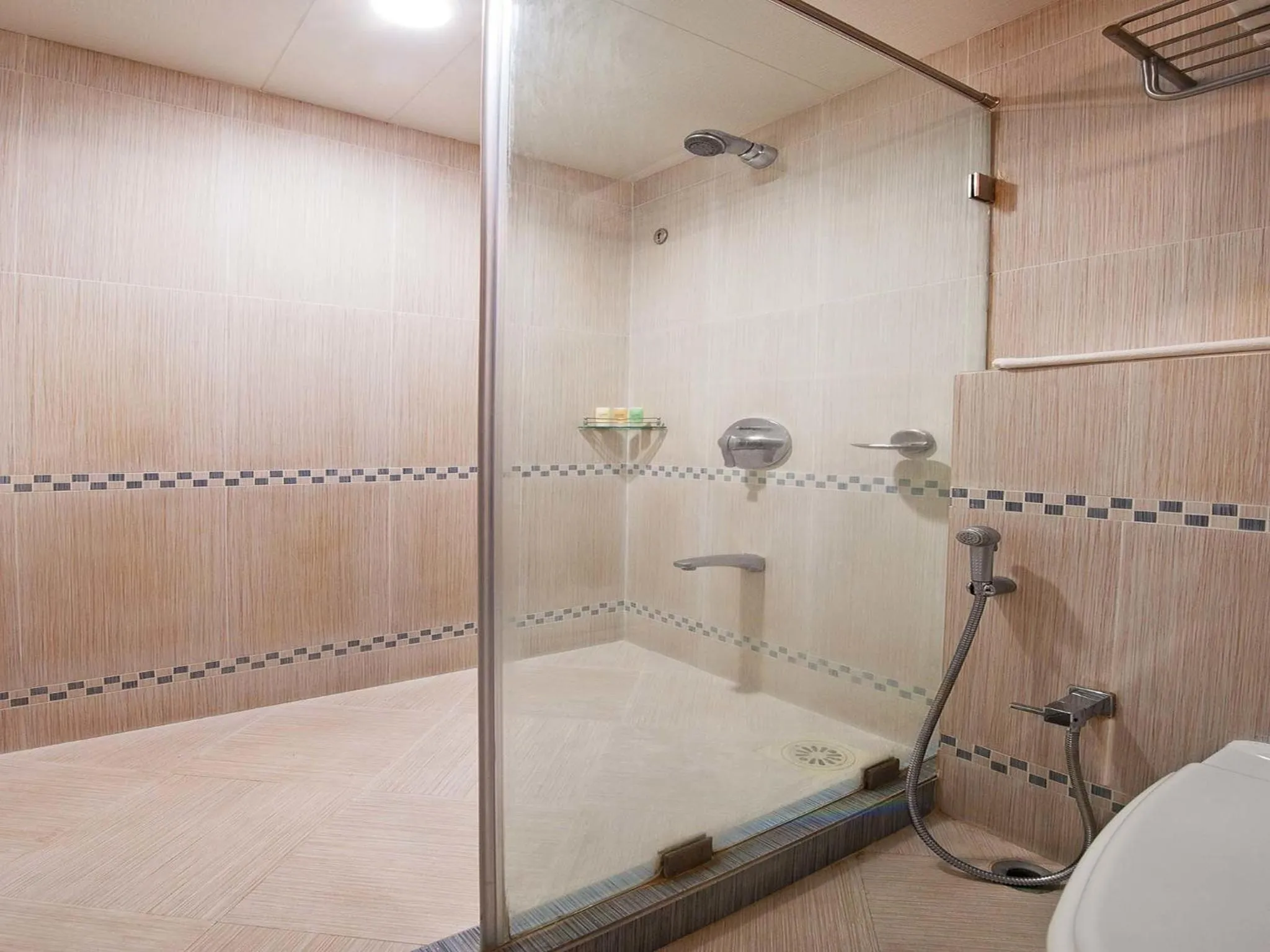 Bathroom in Grand Residency Hotel & Serviced Apartments