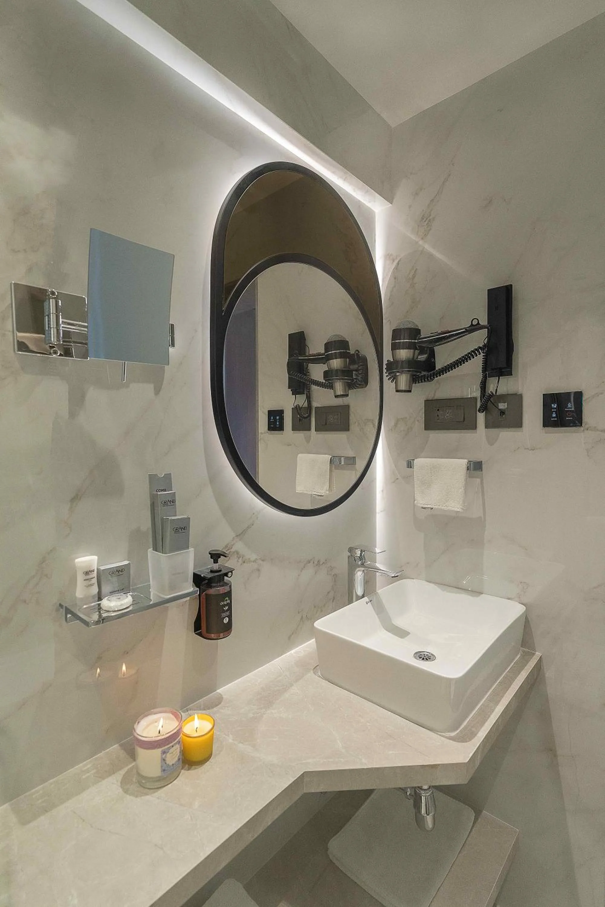 Grand Residency Hotel & Serviced Apartments