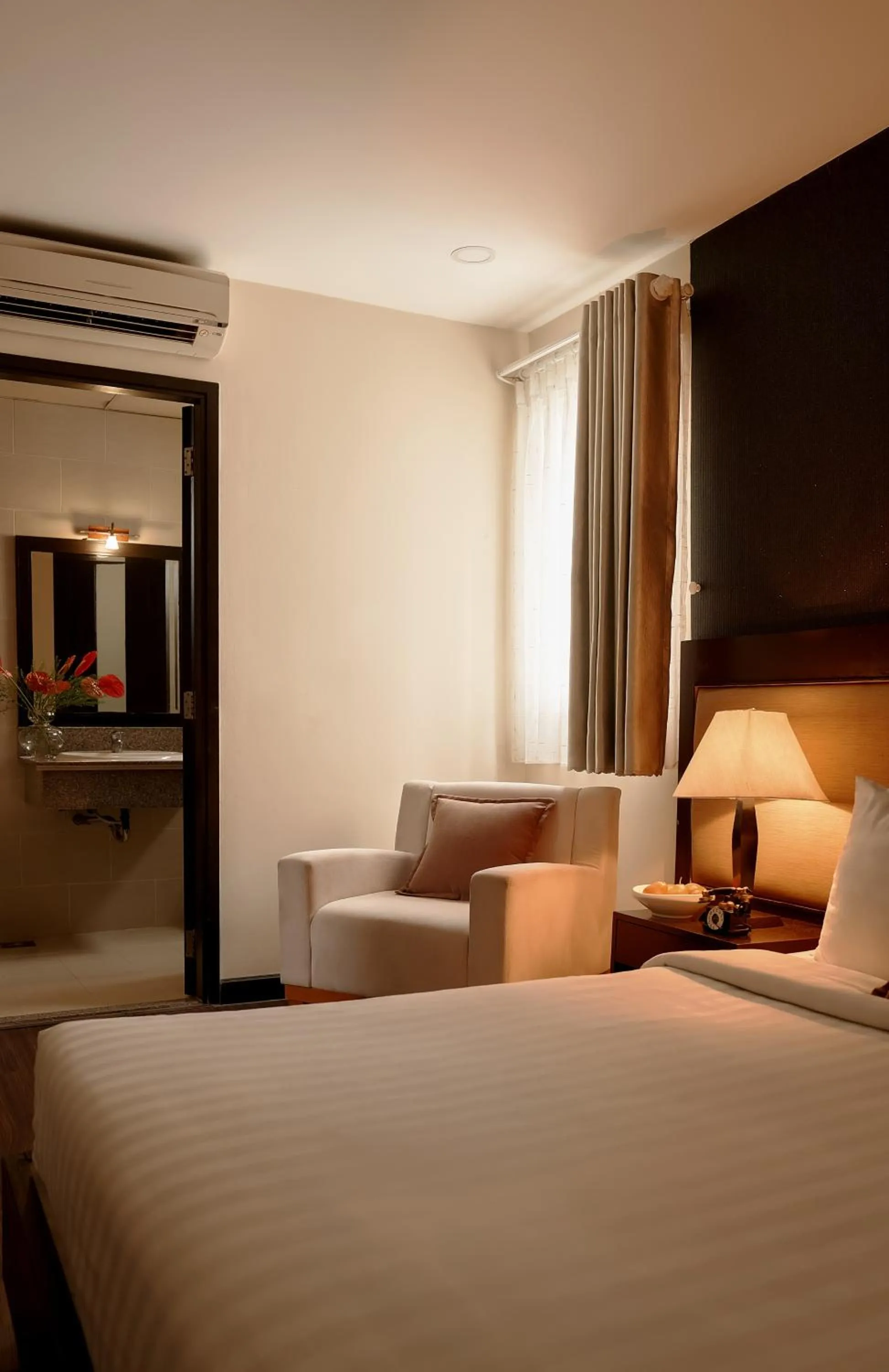 Seating area, Bed in Asian Ruby Hotel & Spa - 122F Bui Thi Xuân Street