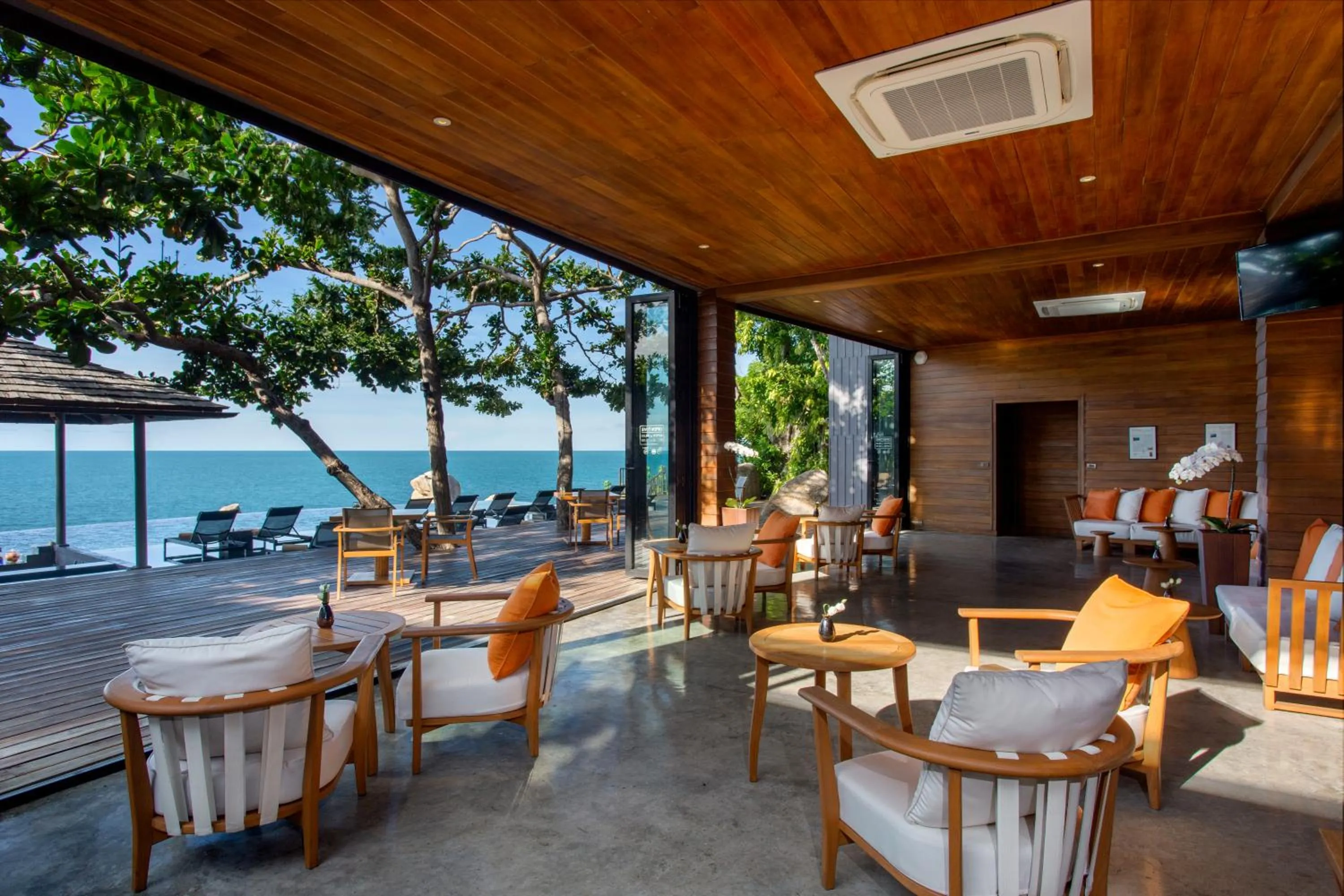 Lounge or bar in Silavadee Pool Spa Resort - SHA Extra Plus