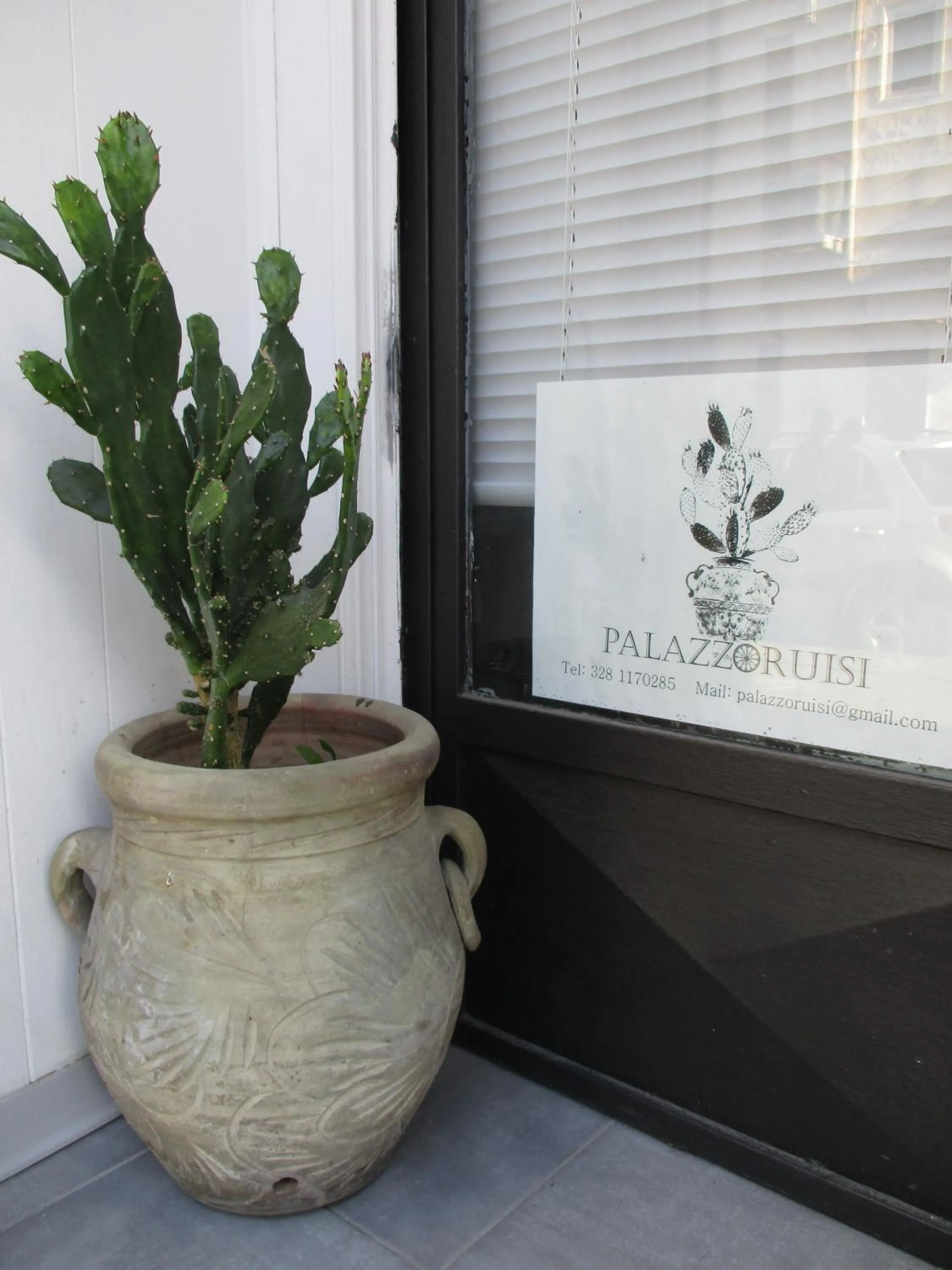 Property building in Palazzo Ruisi