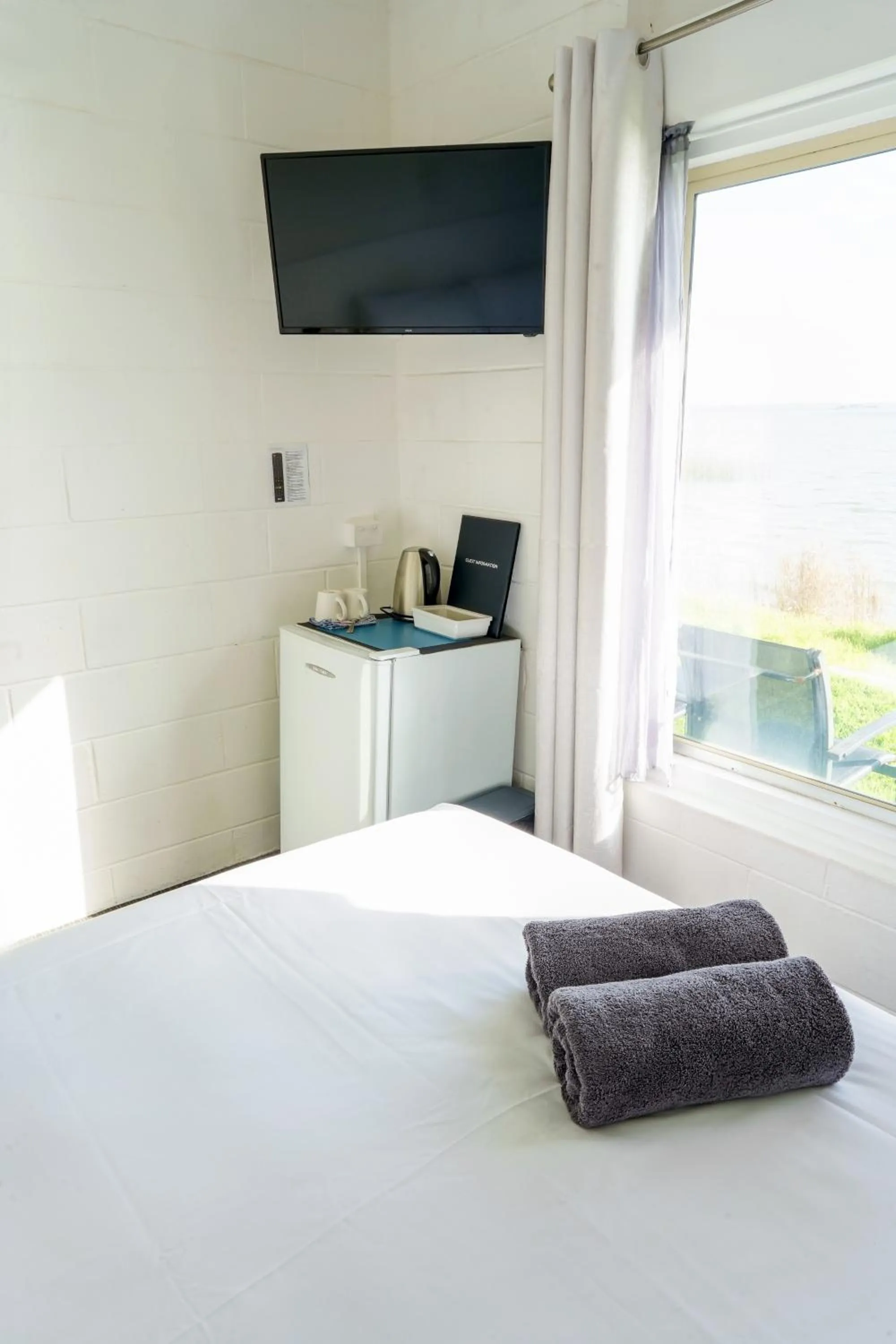 Meningie Waterfront Motel