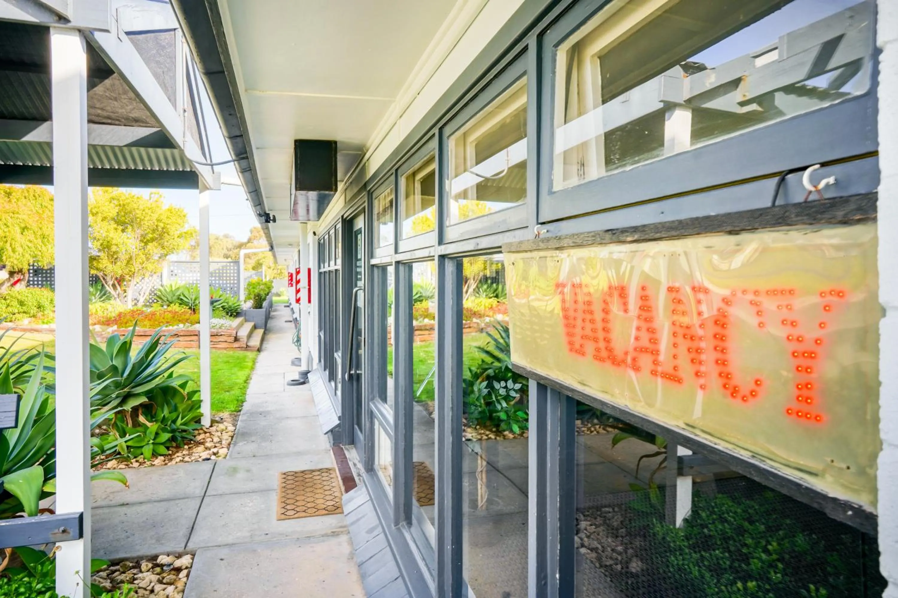 Meningie Waterfront Motel