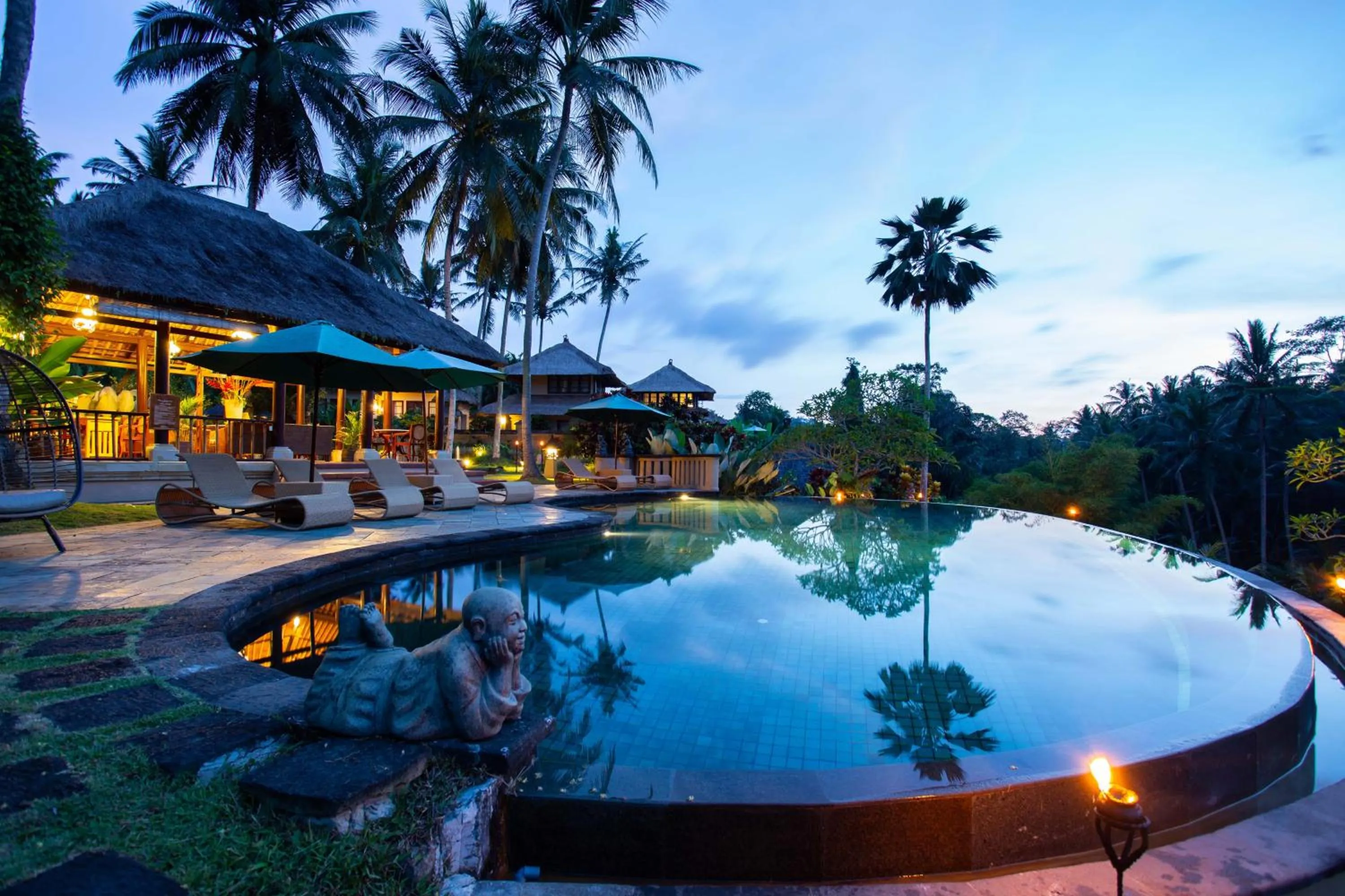 Swimming pool in Villa Semana Resort Ubud