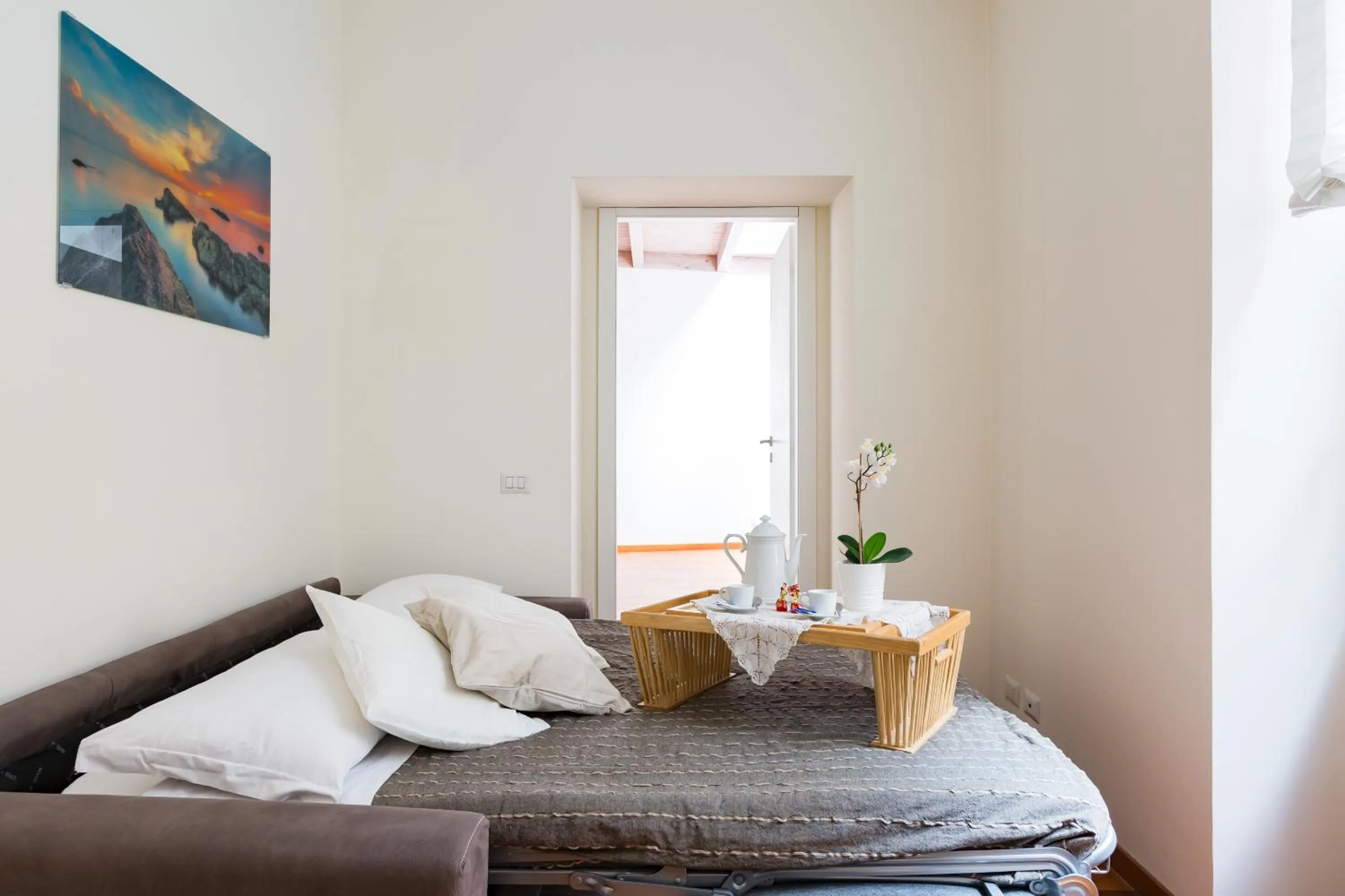 Living room, Bed in The Royal Story