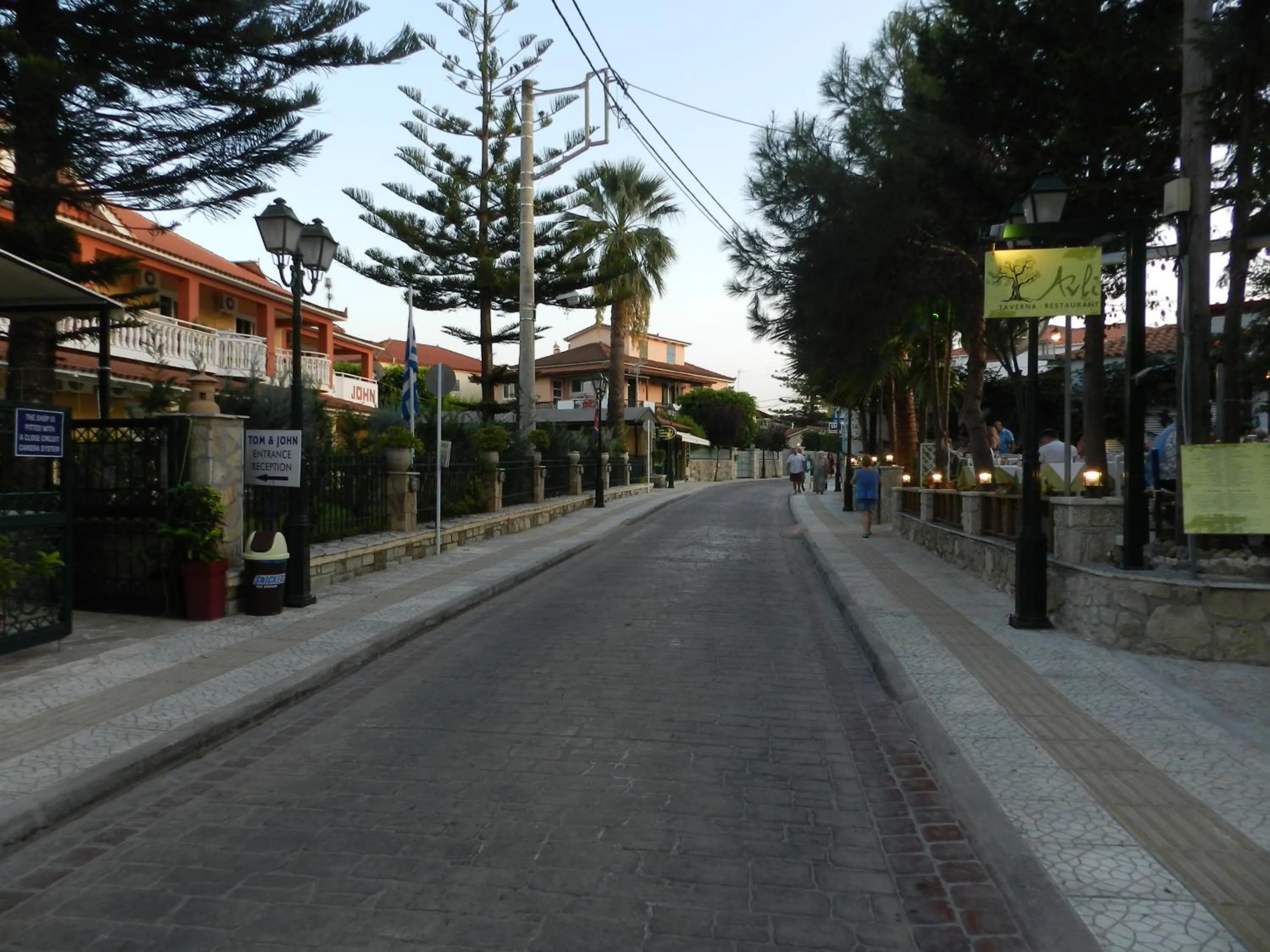 Restaurant/places to eat in Infinity blue beach apartments - Renovated Apartments 2 Minutes from the Sea & Pool with Scenic Views