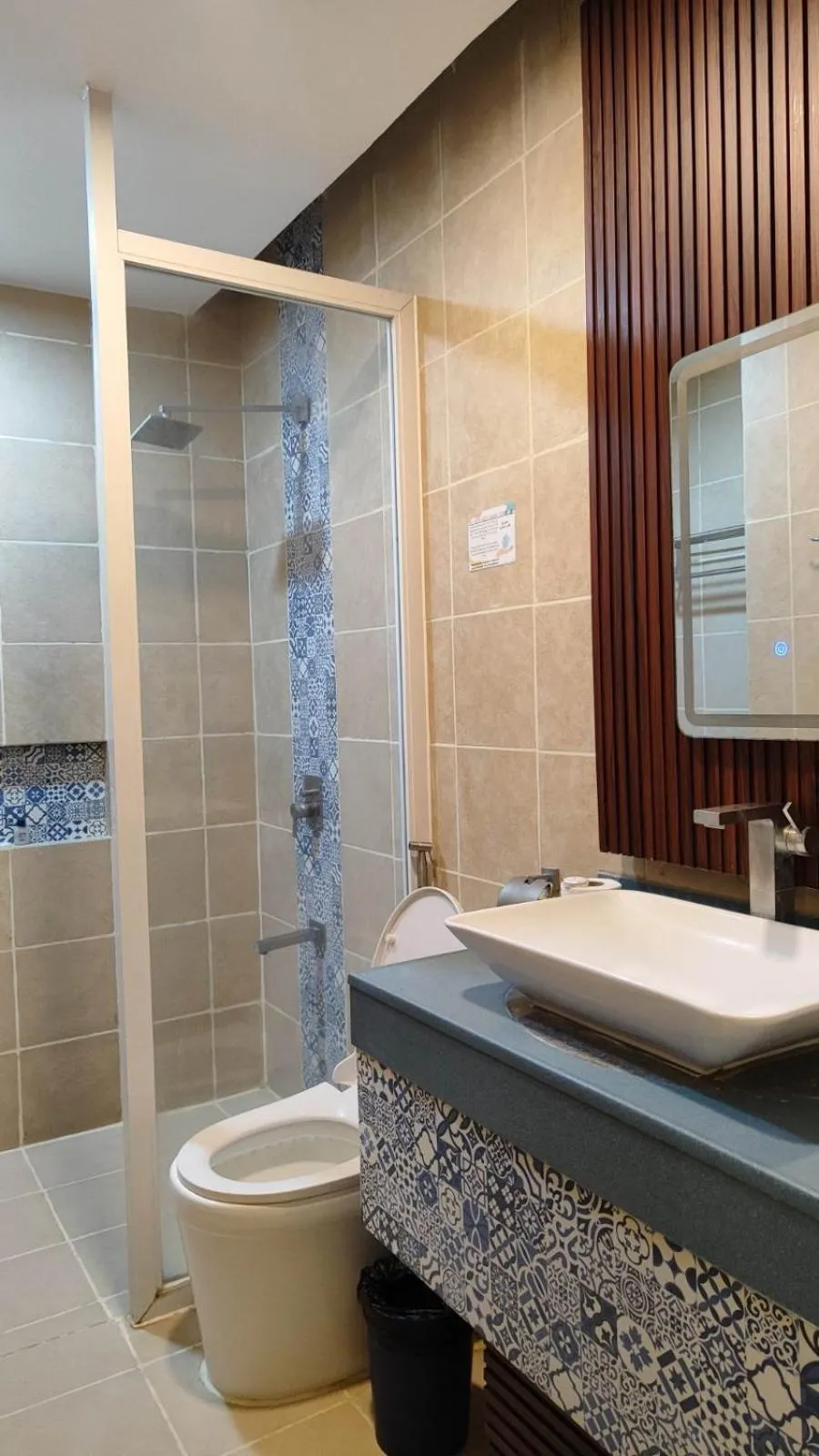 Bathroom in Eagle Point Beach and Dive Resort