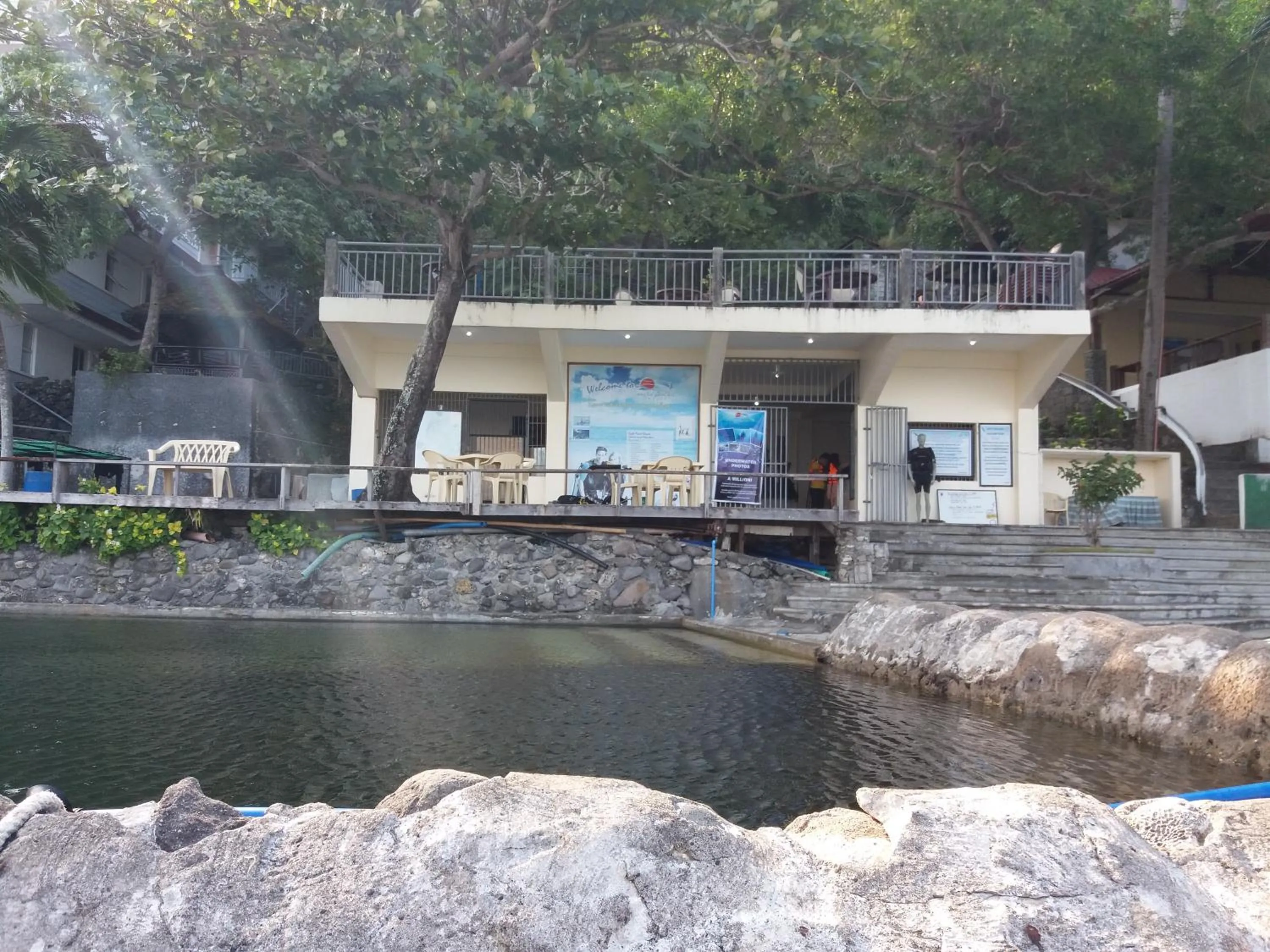Swimming pool in Eagle Point Beach and Dive Resort
