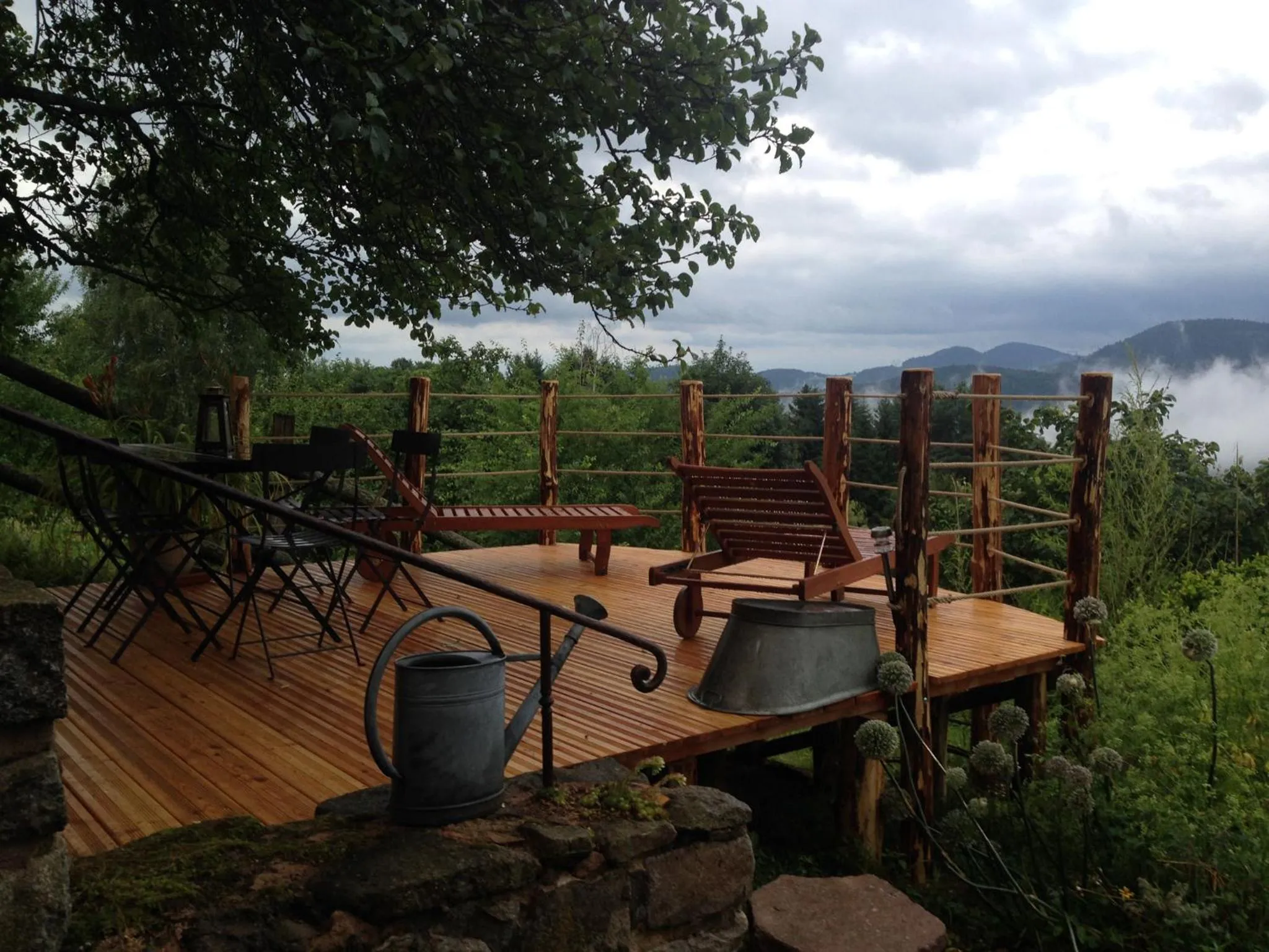 Patio in La Grange d'Hannah - gîte & chambre d’hôtes de charme