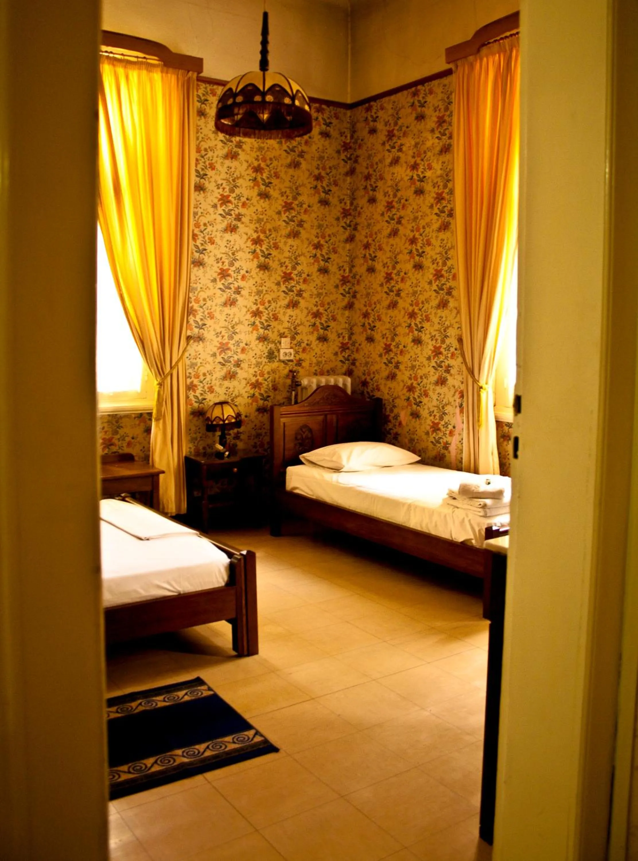 Photo of the whole room, Bed in Acropolis House
