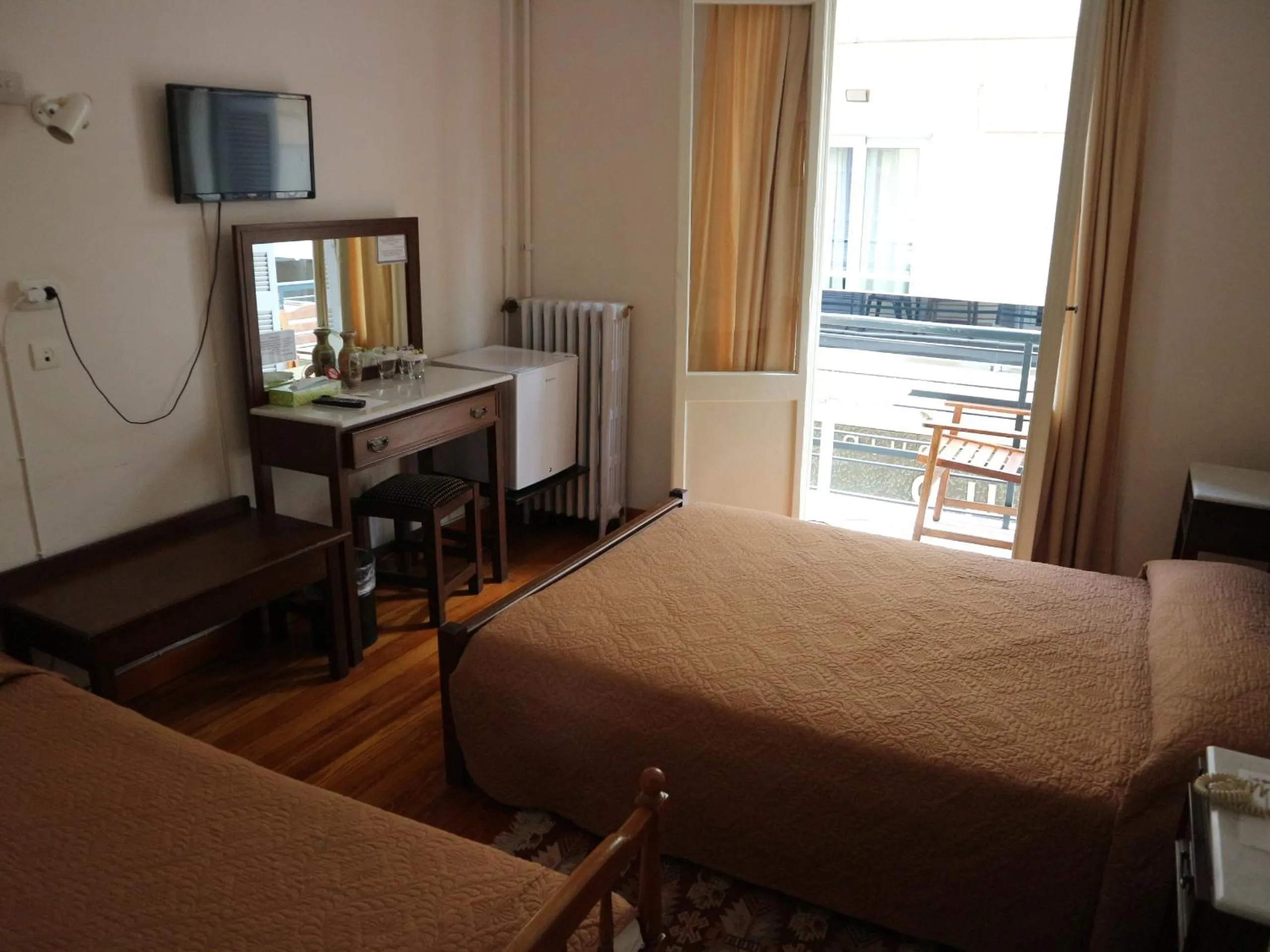 Bed in Acropolis House