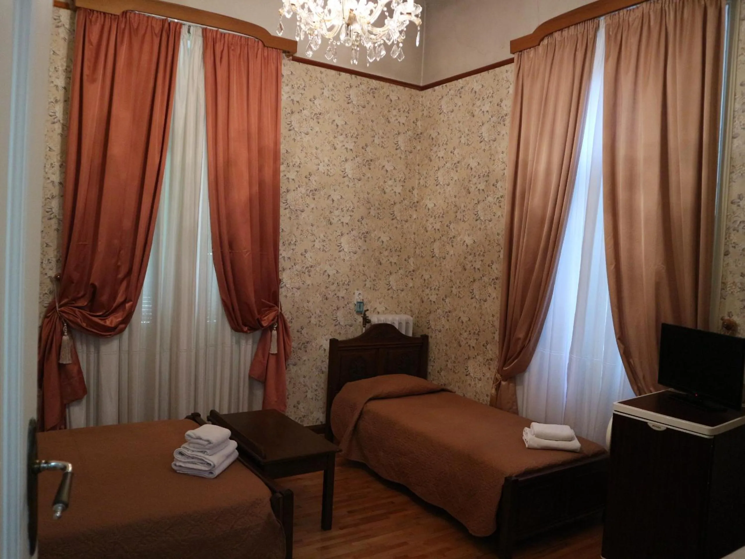 Bed in Acropolis House