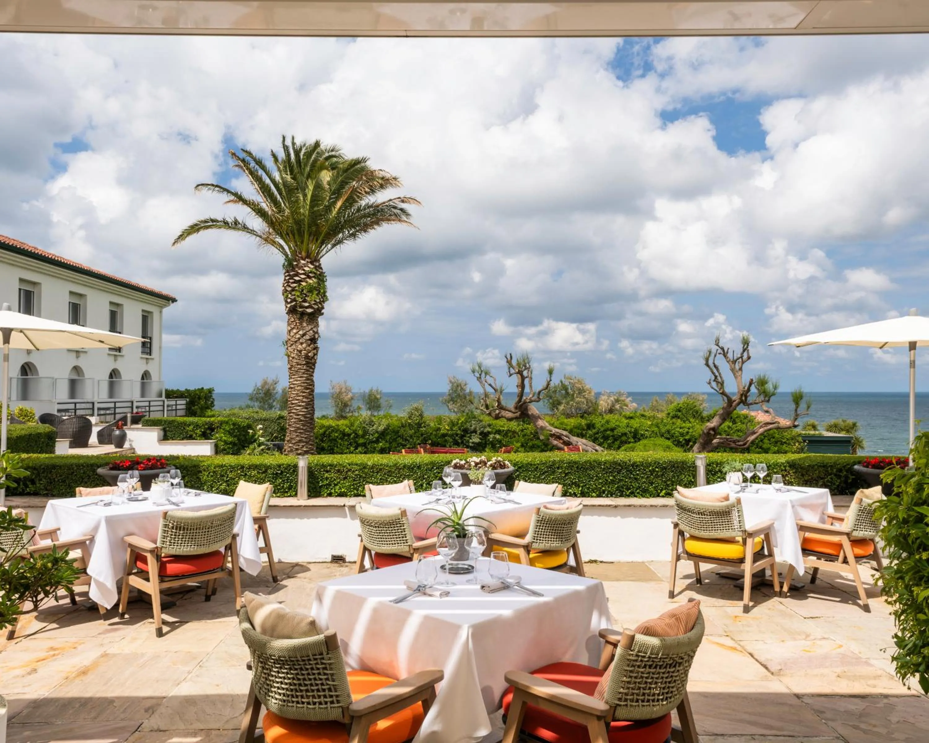 Restaurant/places to eat in Hôtel La Réserve