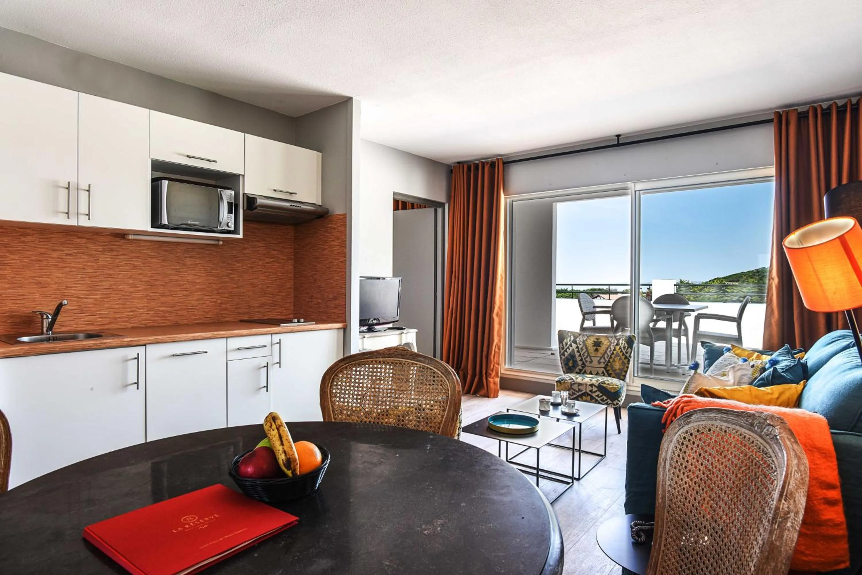 Balcony/Terrace in Hôtel La Réserve