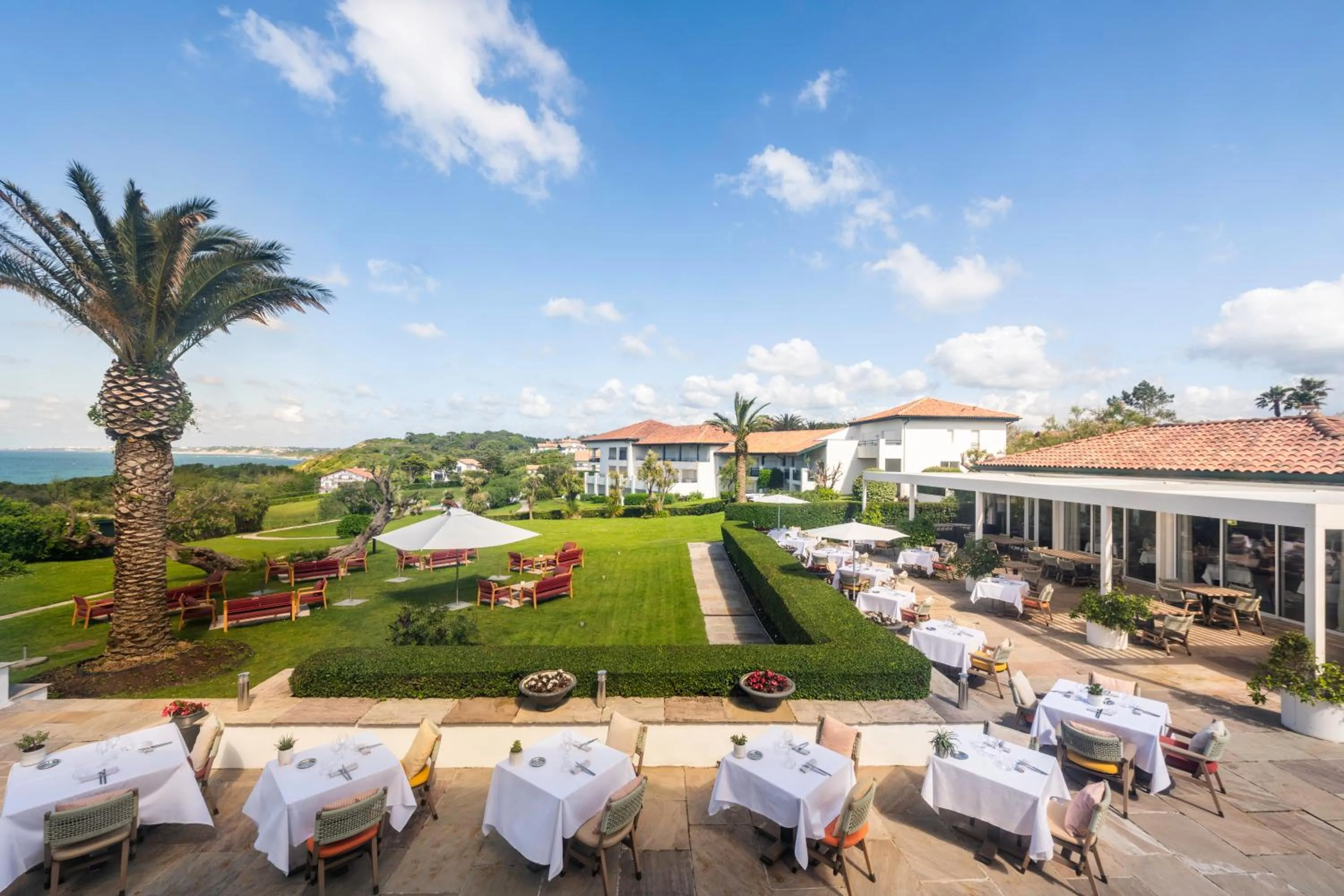 Restaurant/places to eat in Hôtel La Réserve