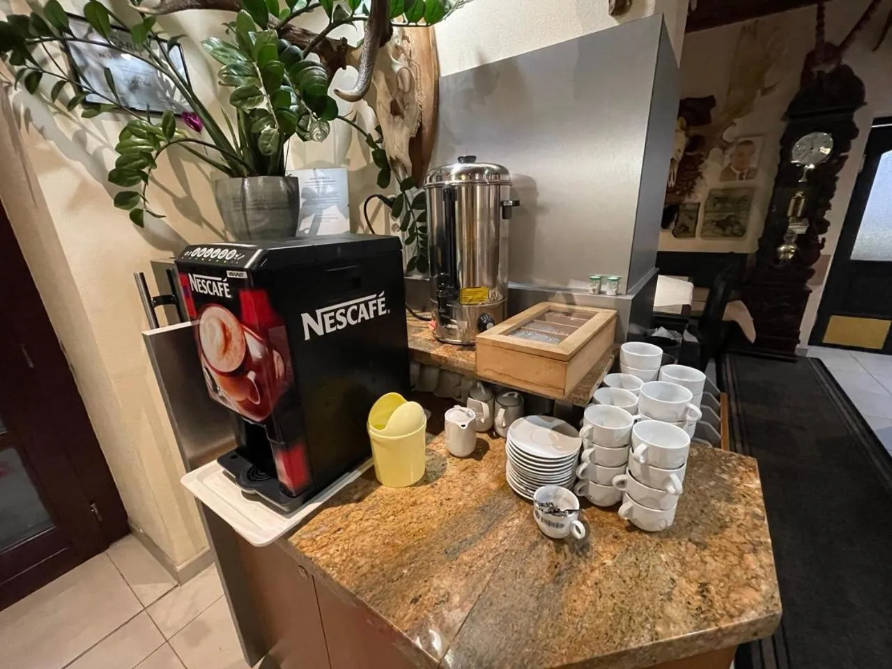 Breakfast in Hotel Club