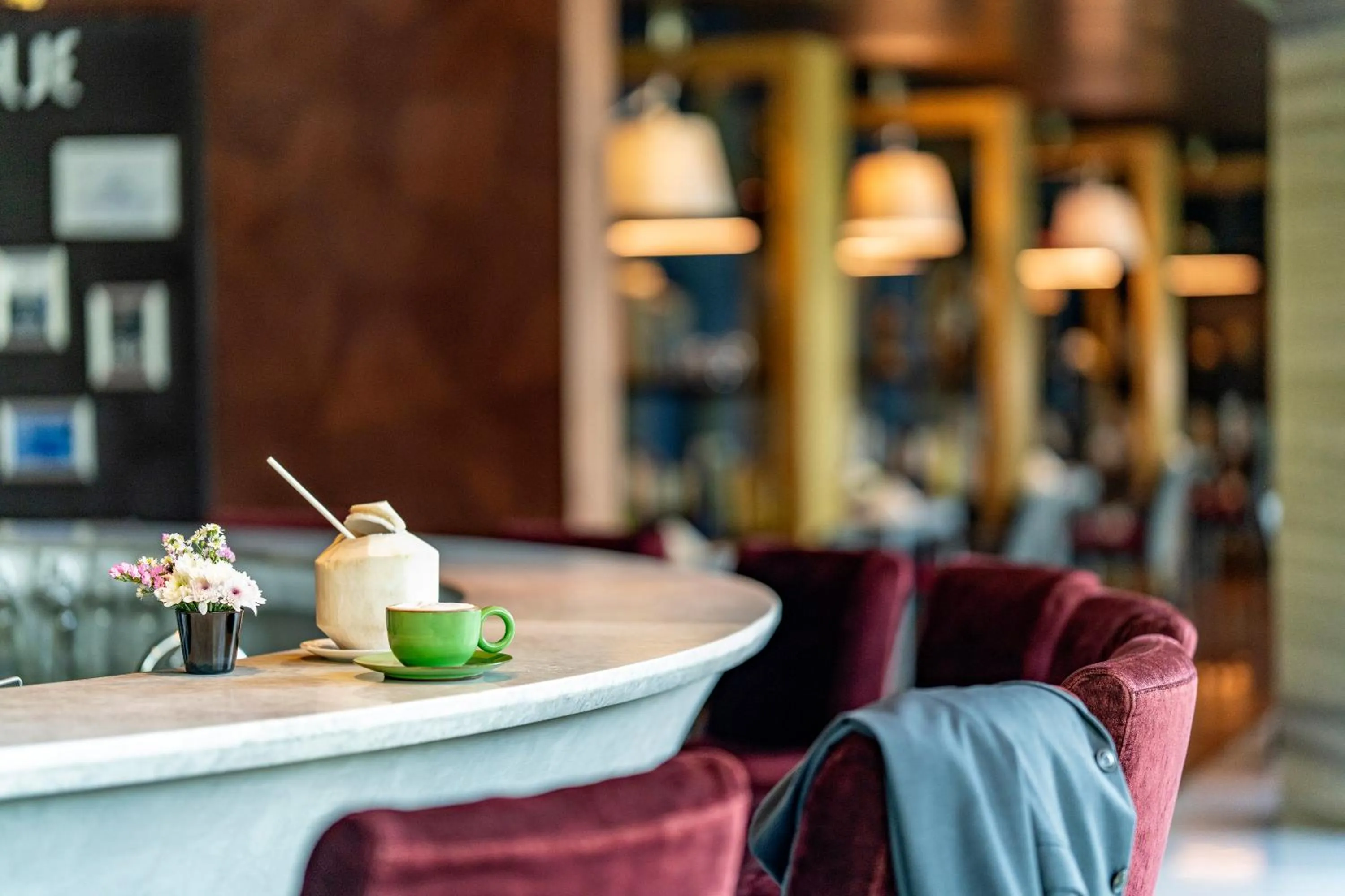 Lounge or bar in TUI BLUE Maduzi Hotel Bangkok