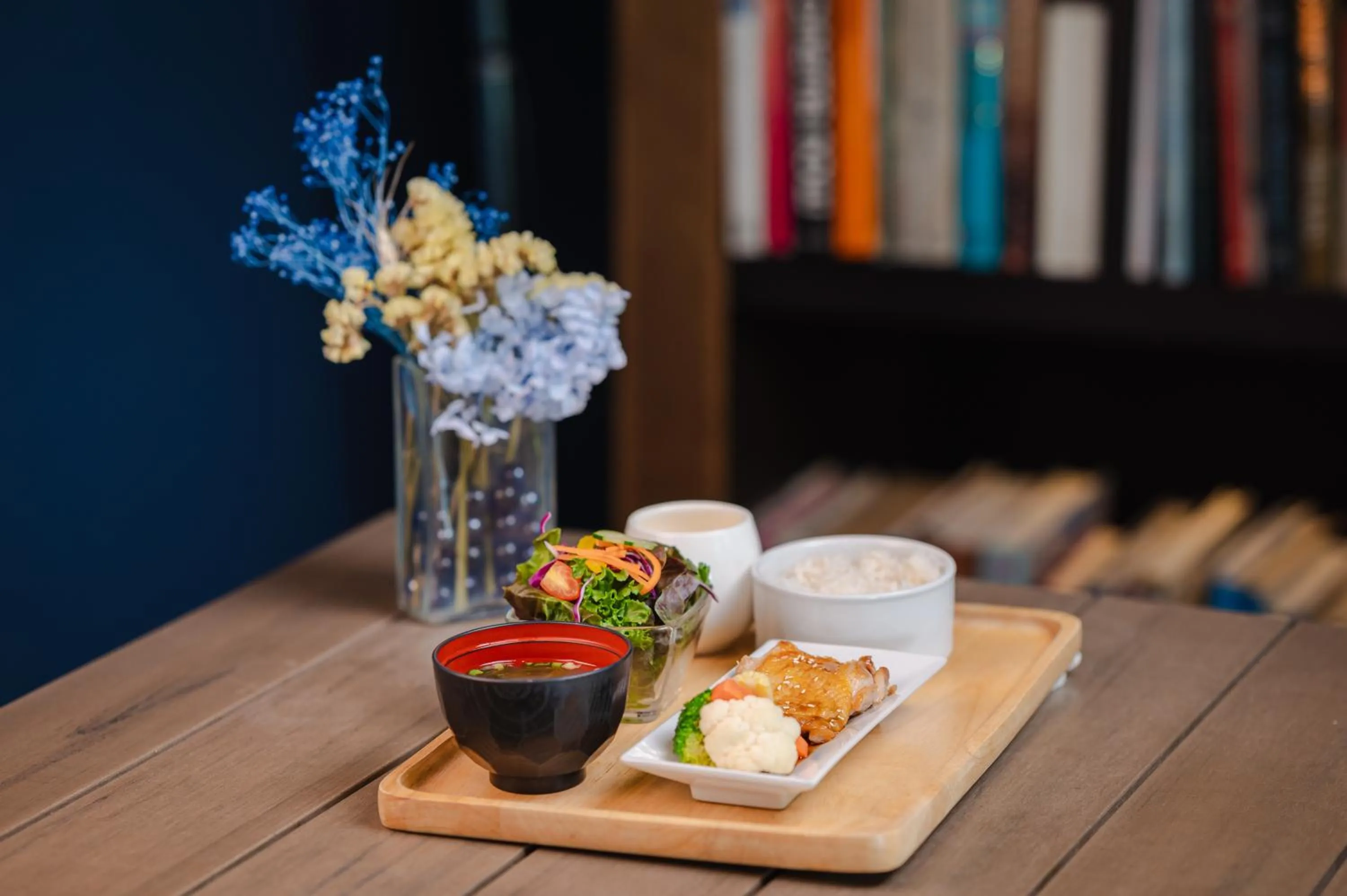 Food and drinks in TUI BLUE Maduzi Hotel Bangkok