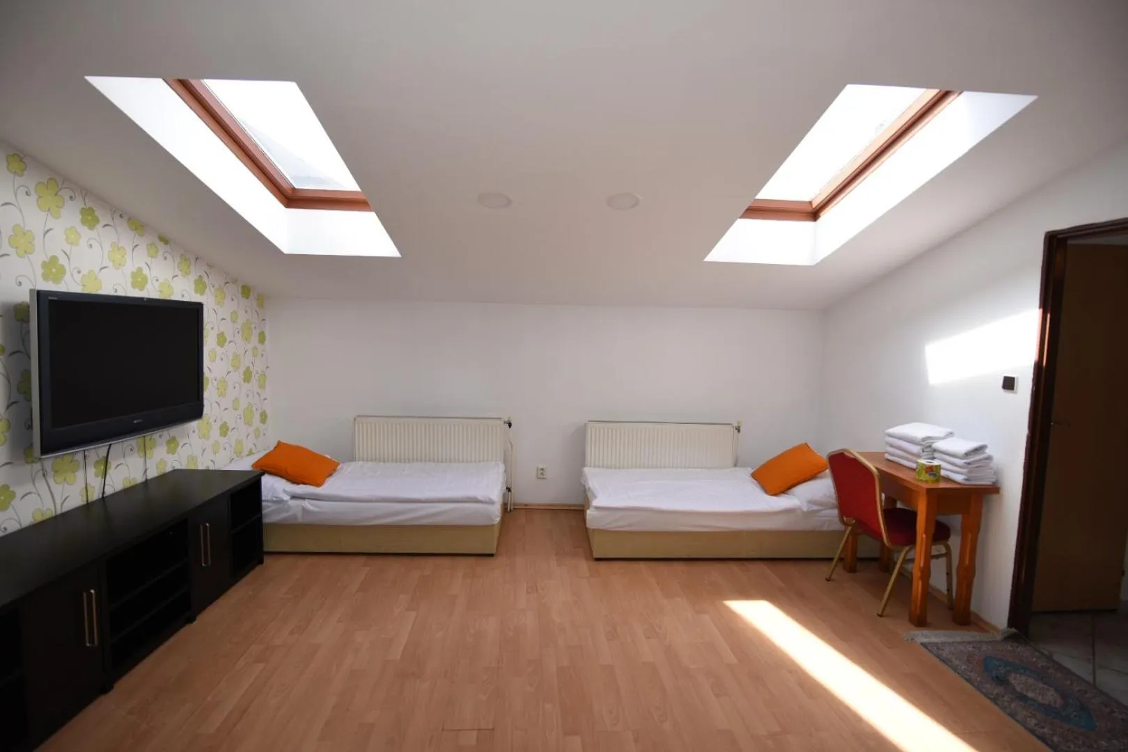 Bedroom, Bed in Hotel Taxis Bratislava