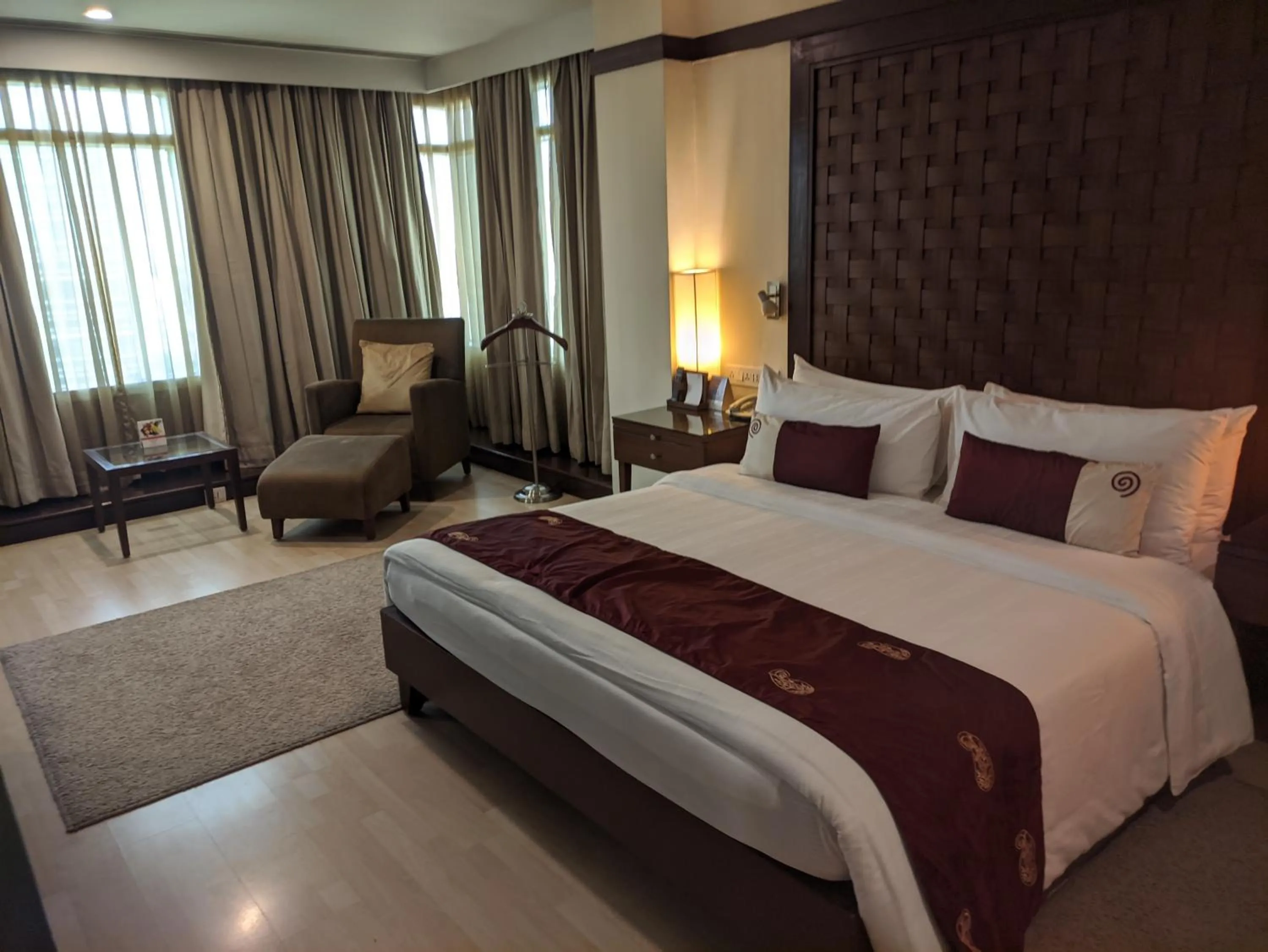 Bed in Fortune Select Global, Gurugram - Member ITC Hotels' Group