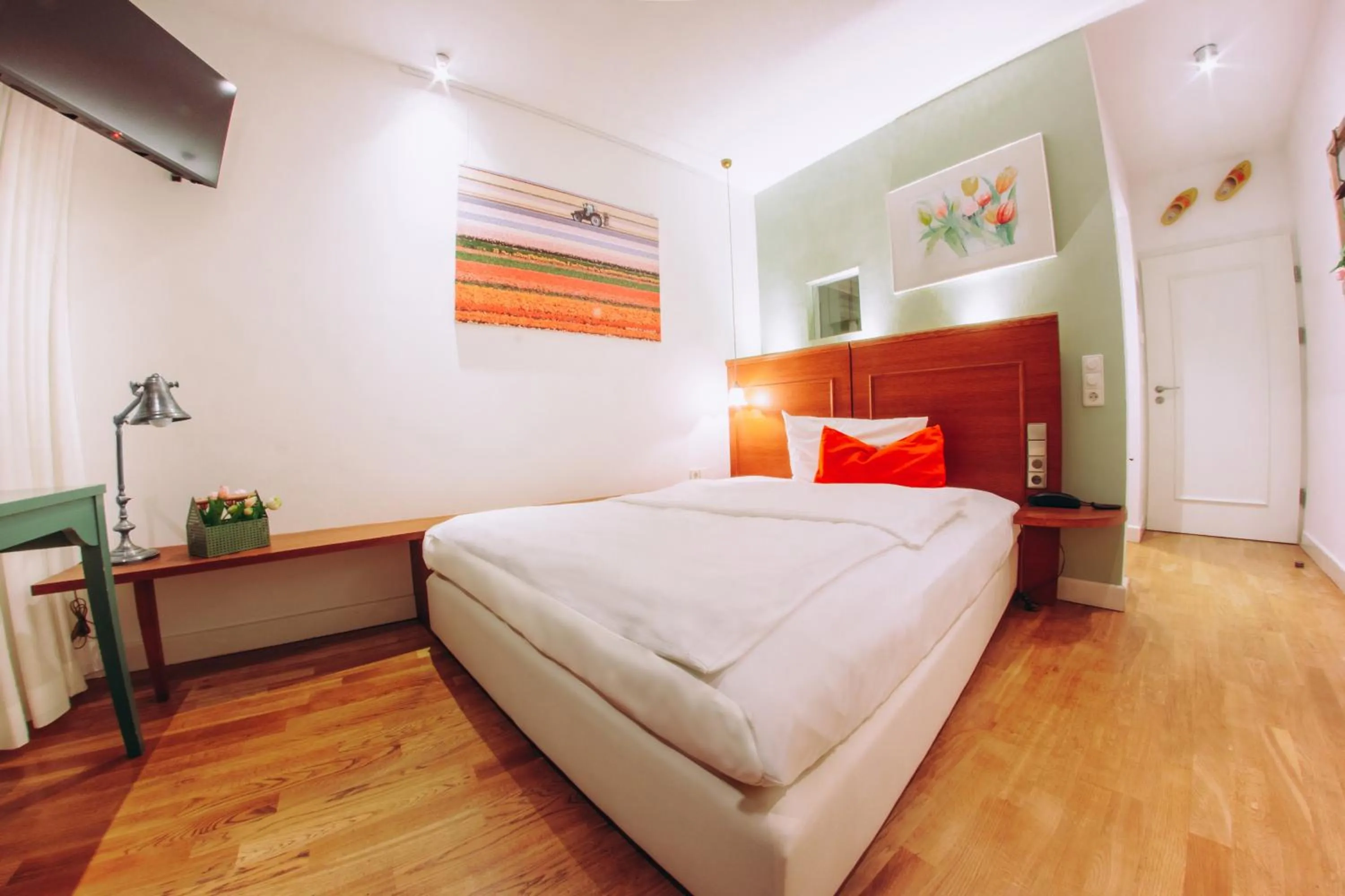 Bed in Hotel Zum Ochsen