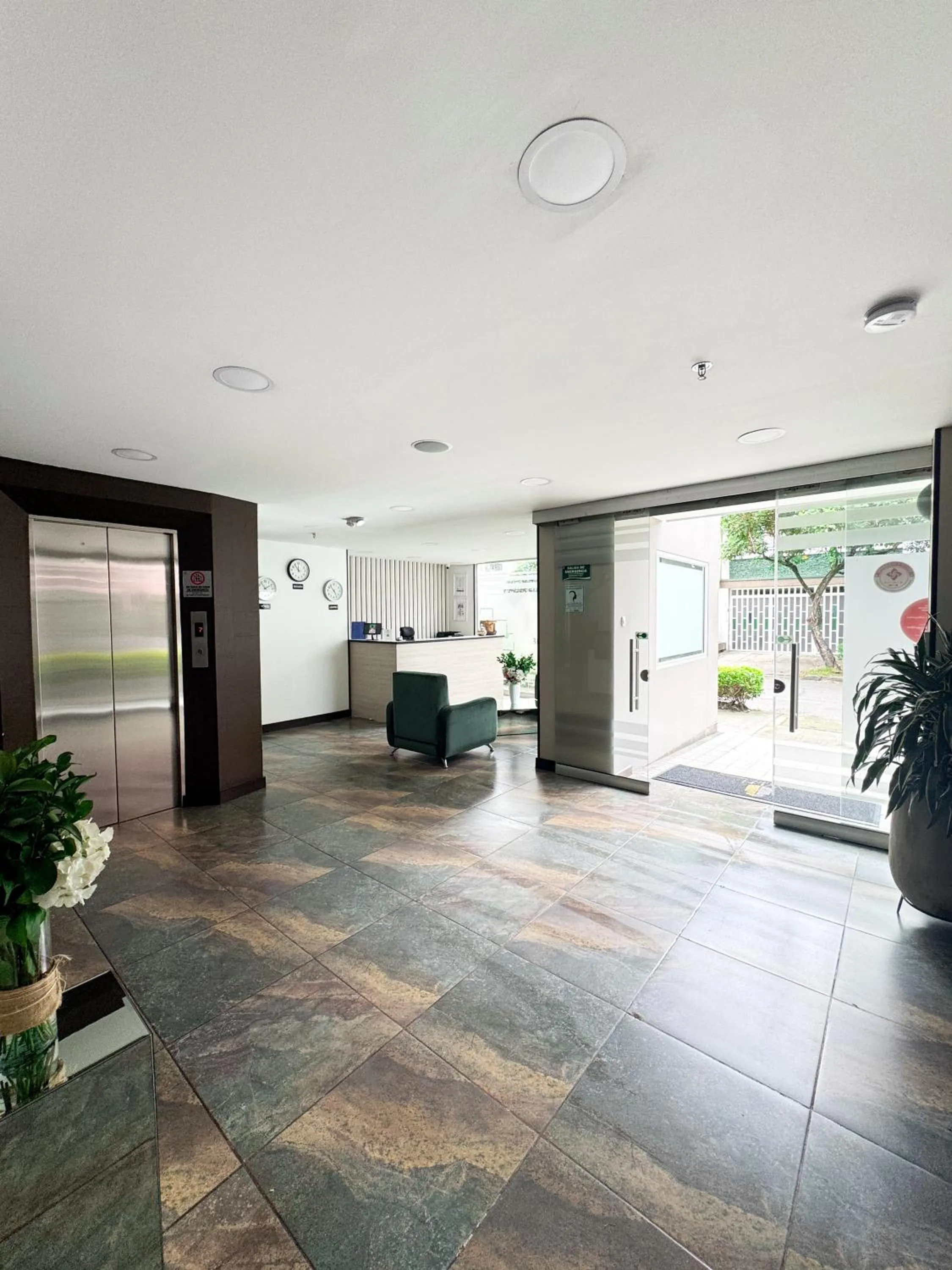 Property building in Hotel WLH Silver Bogota - White Lighthouse