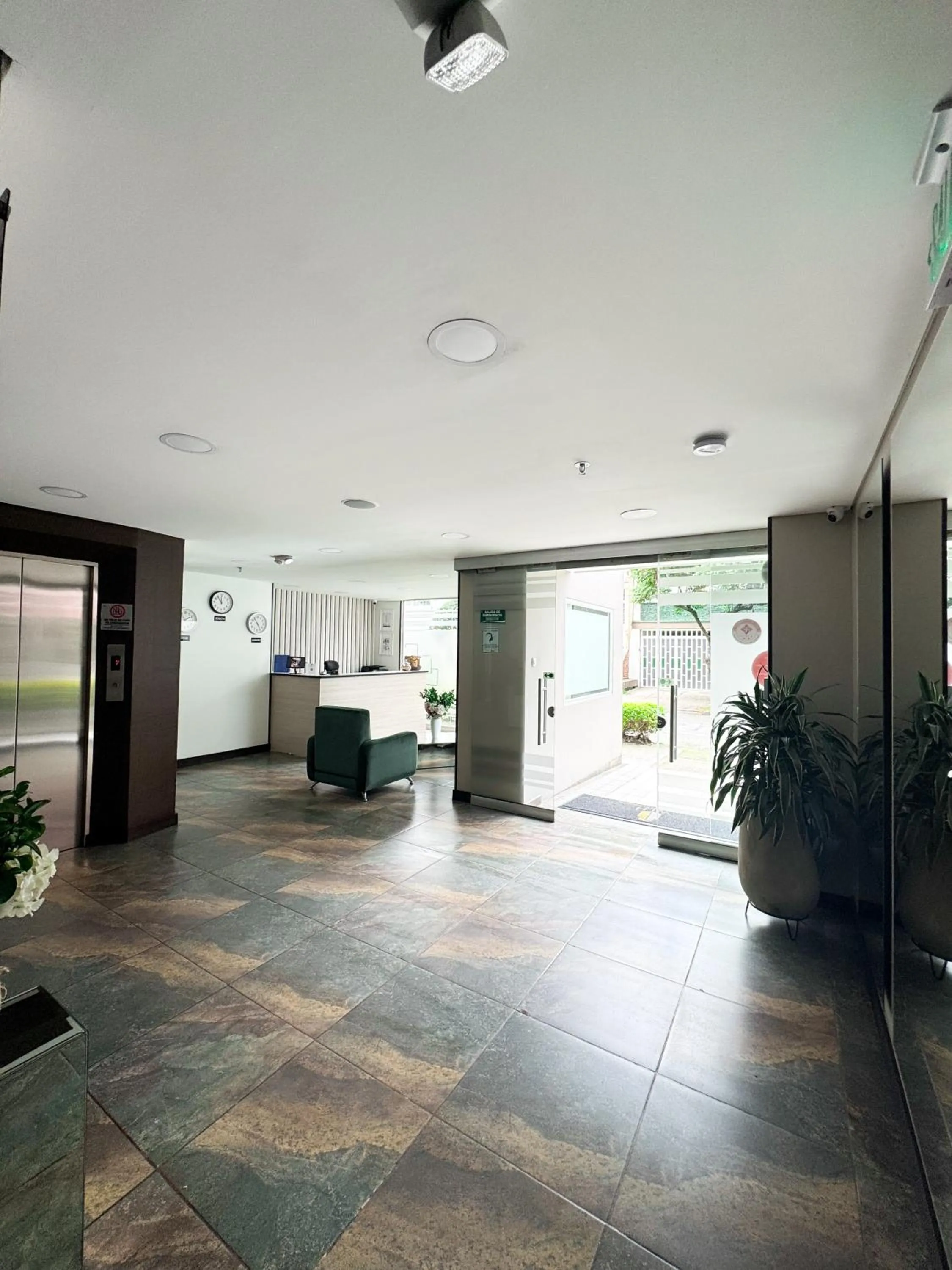 Property building in Hotel WLH Silver Bogota - White Lighthouse