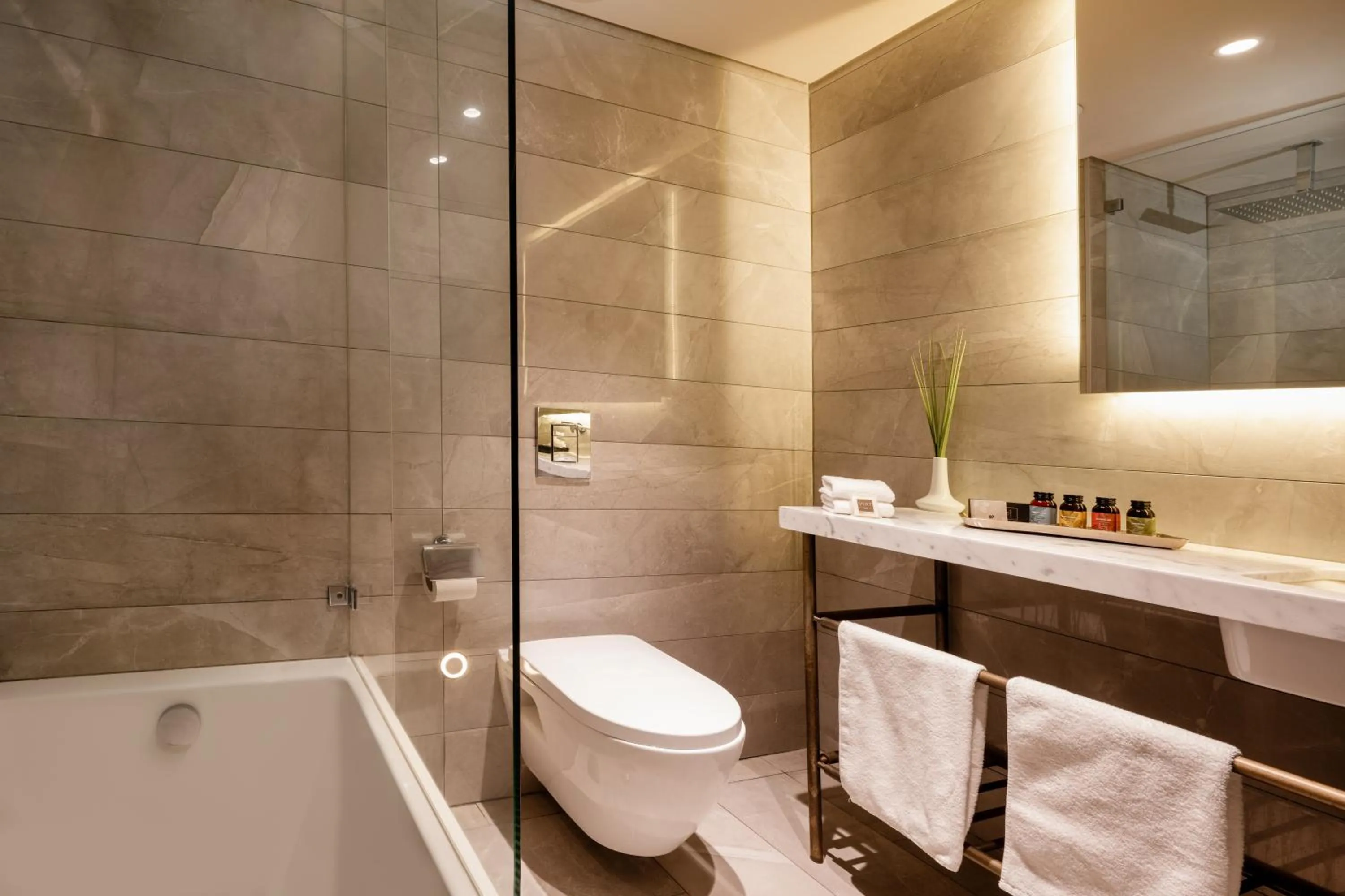 Toilet in VERT Jerusalem by AFI Hotel