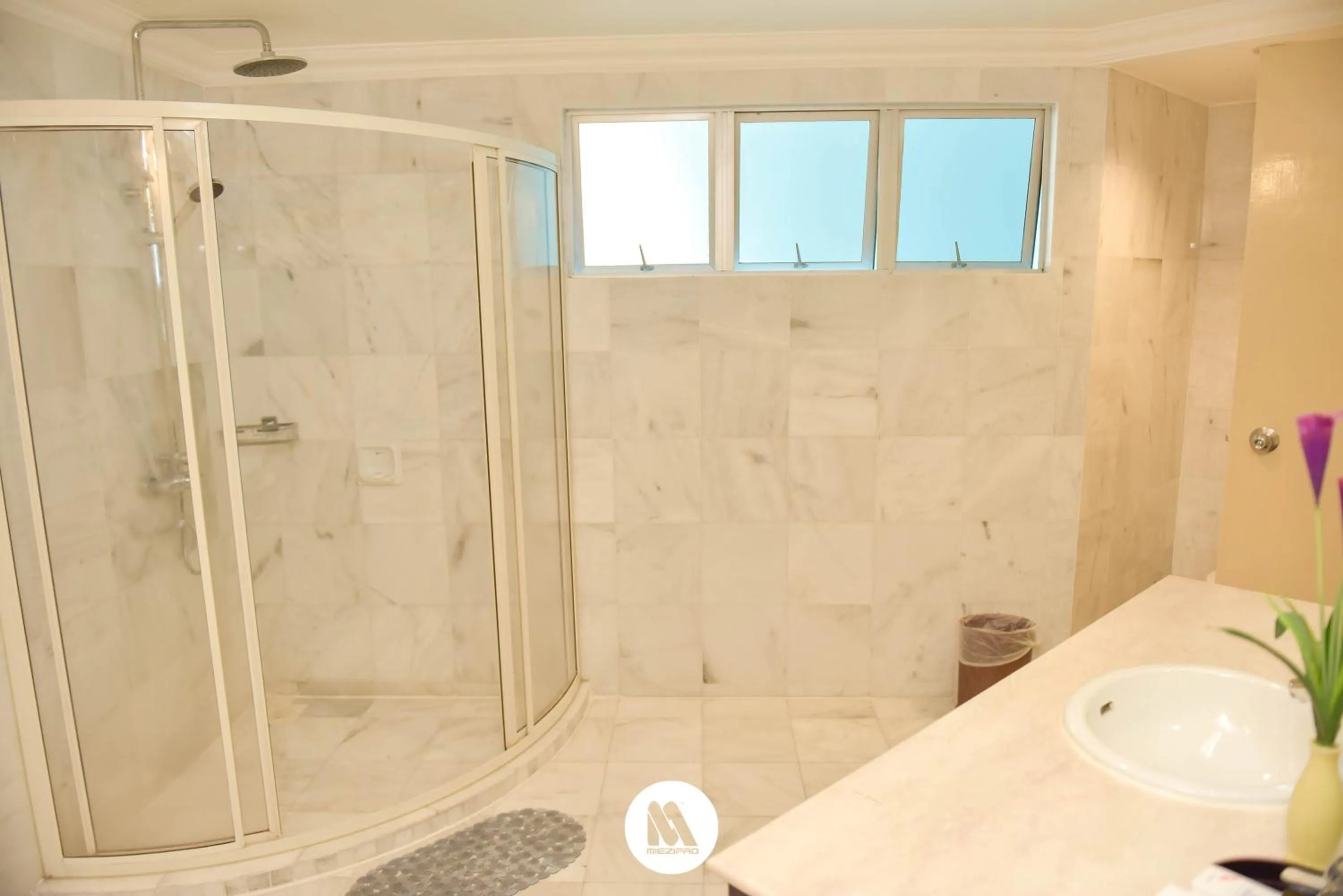 Shower in Lotus Desaru Beach Resort & Spa