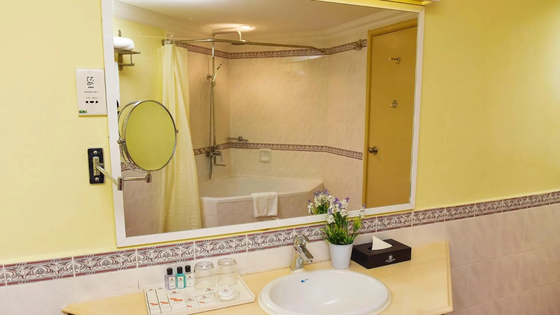 Shower in Lotus Desaru Beach Resort & Spa