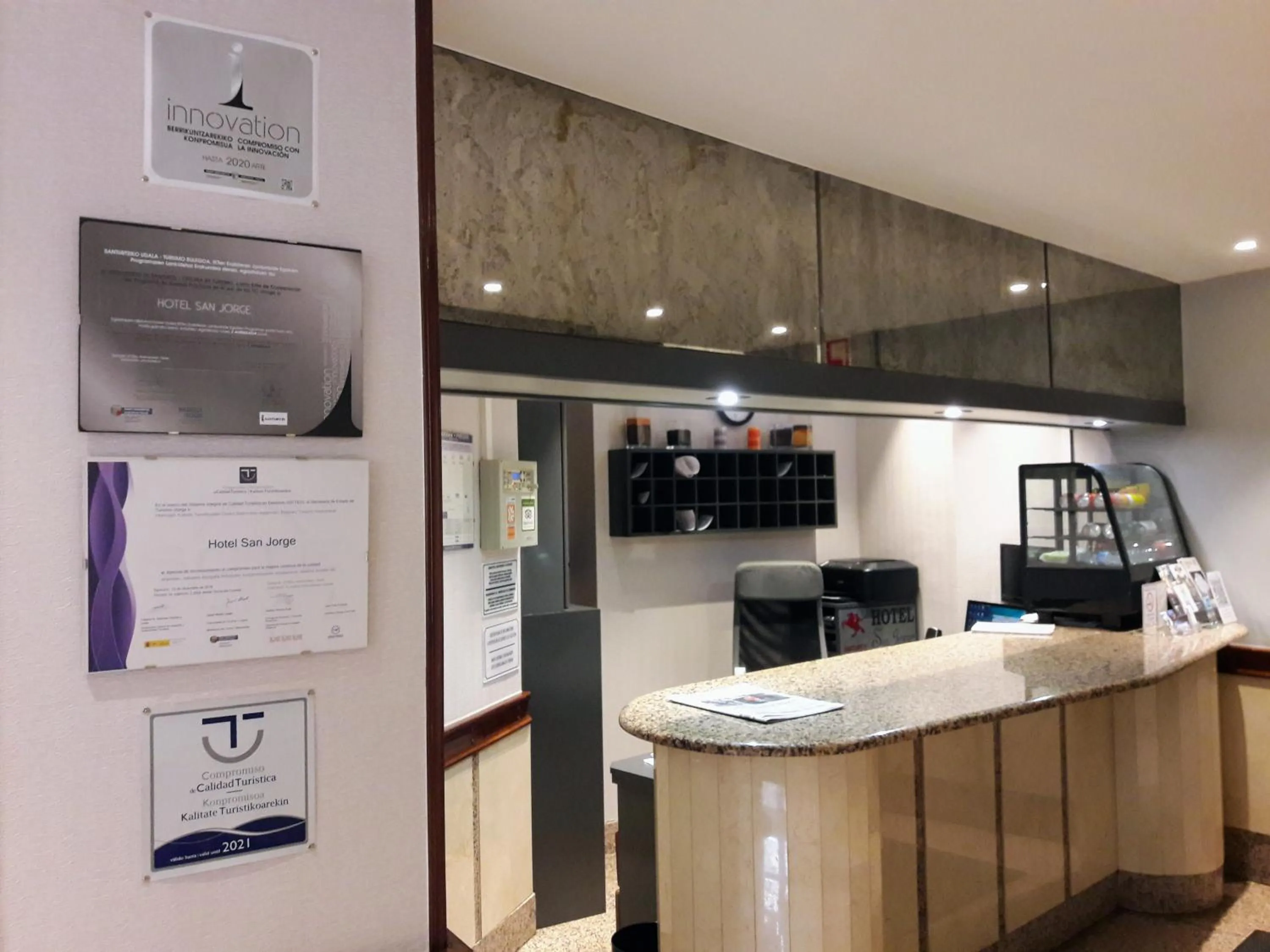 Lobby or reception in Hotel San Jorge