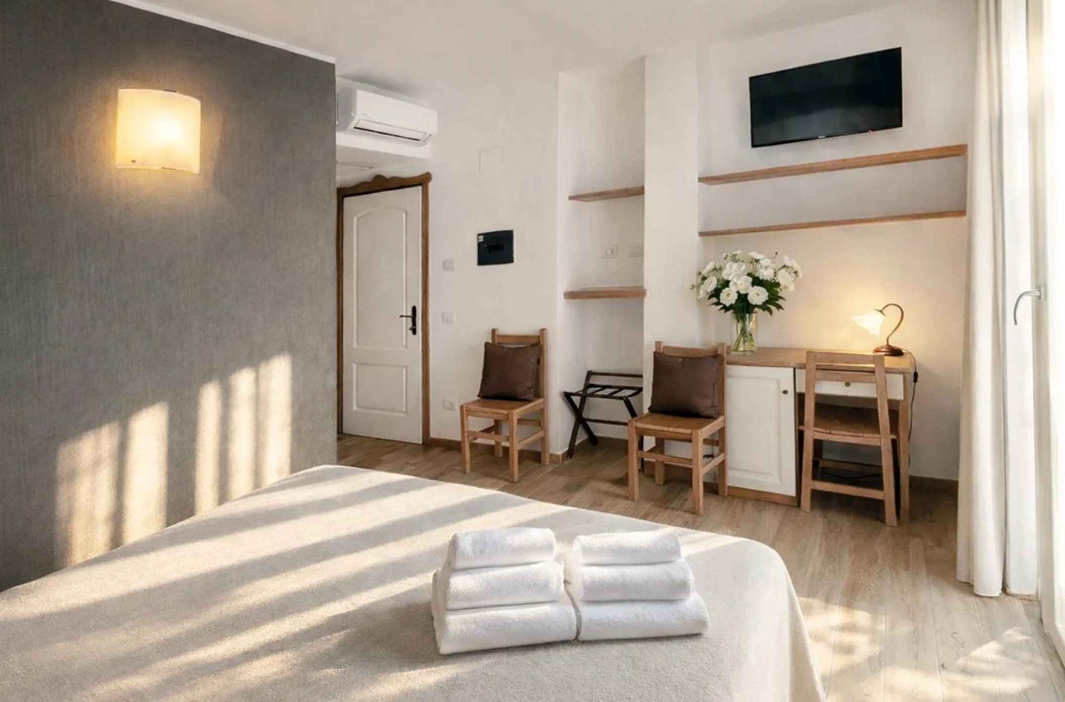 Bed in Hotel Meridiana